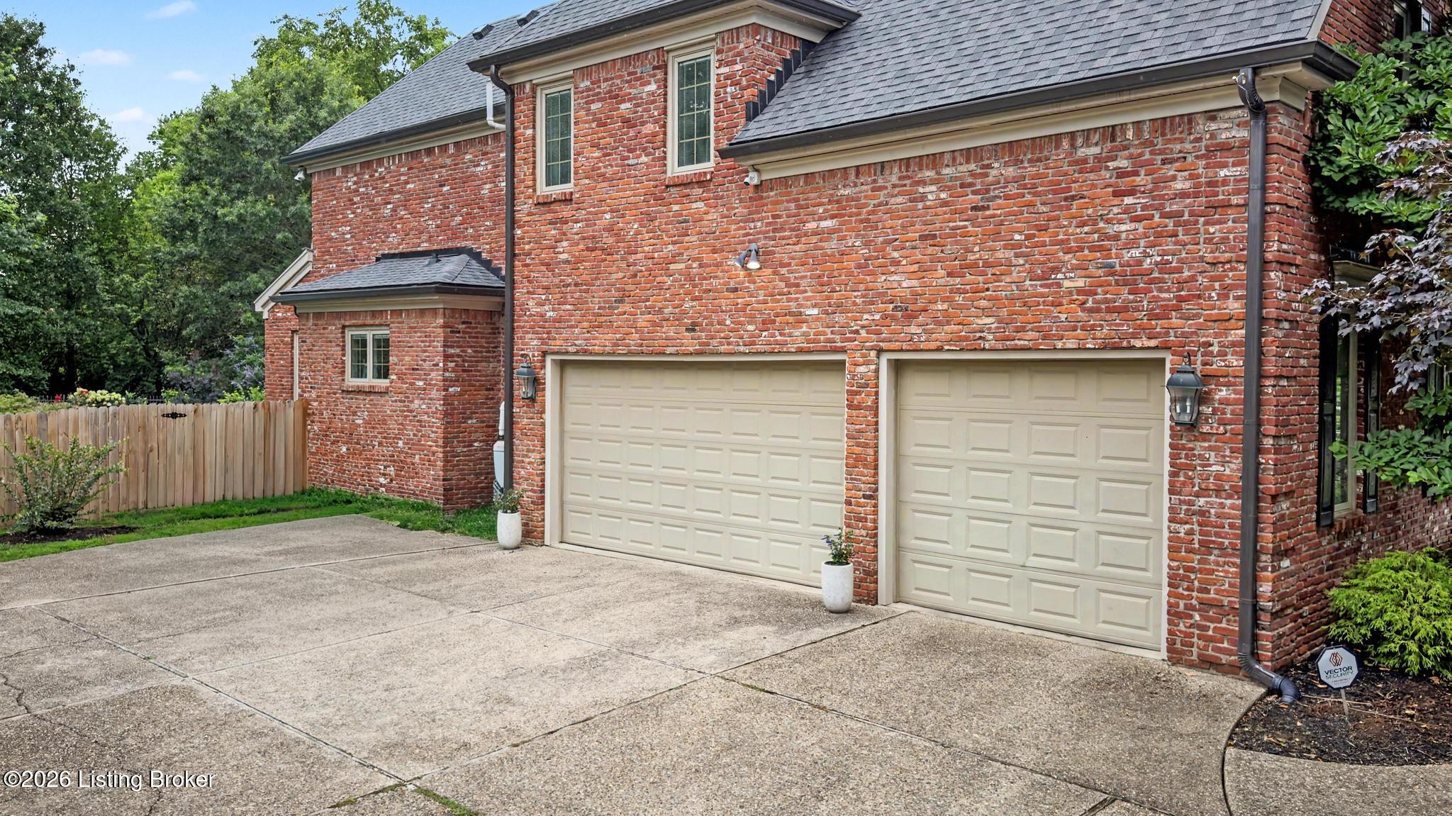 6209 Walnut Ridge Trail