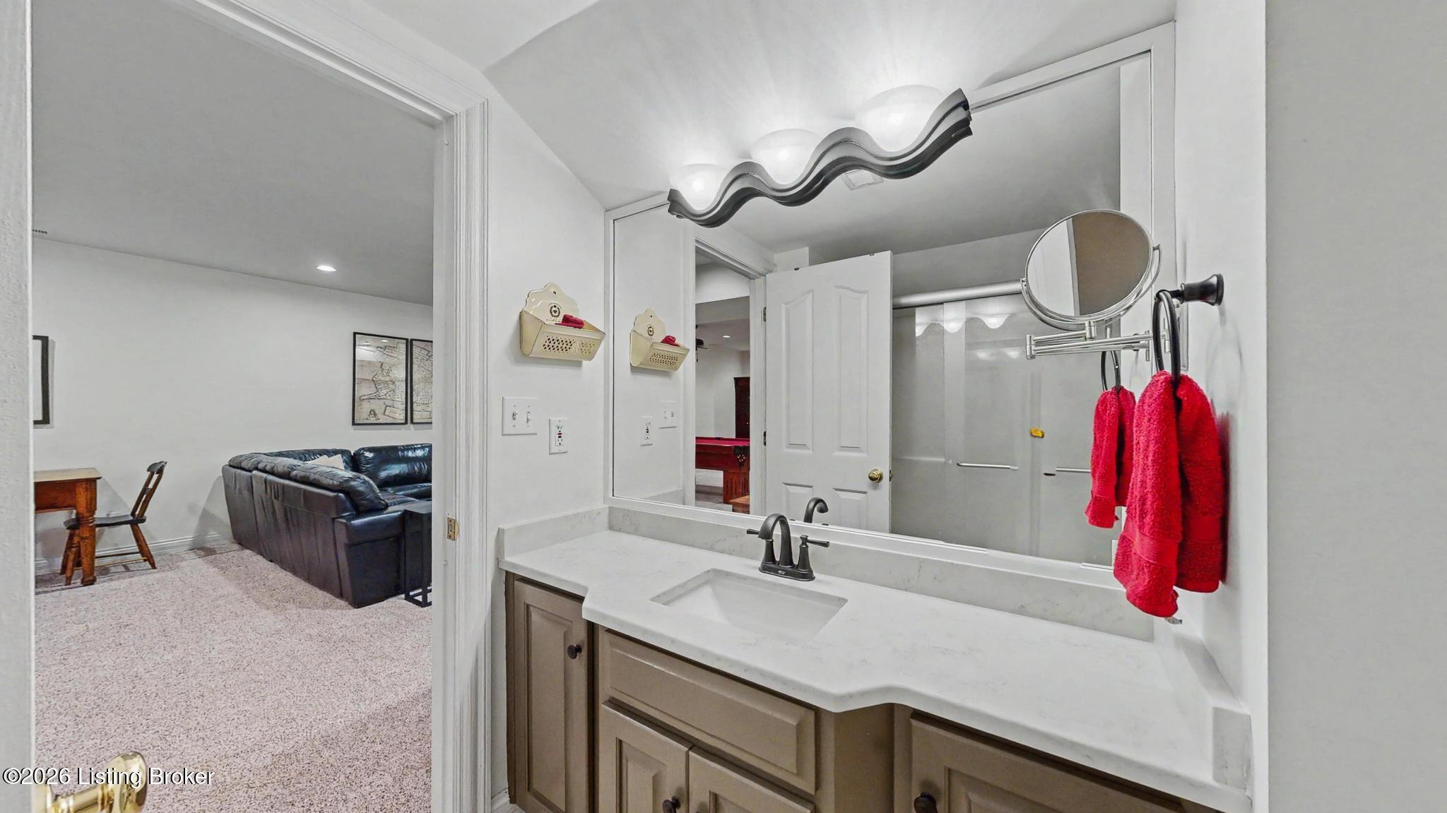6209 Walnut Ridge Trail