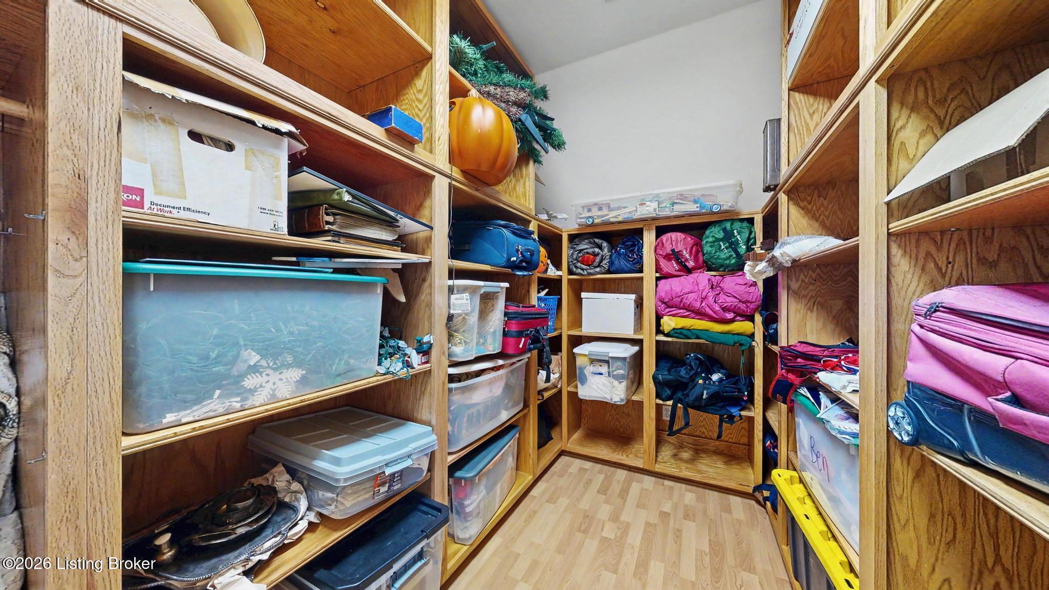 6209 Walnut Ridge Trail