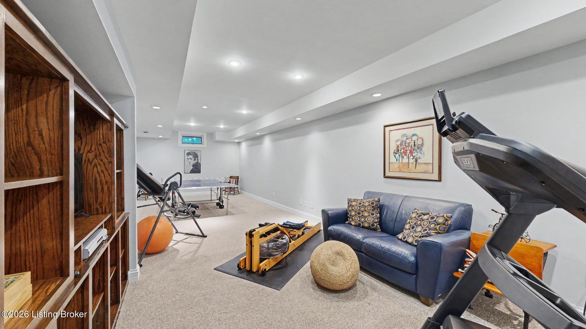 6209 Walnut Ridge Trail