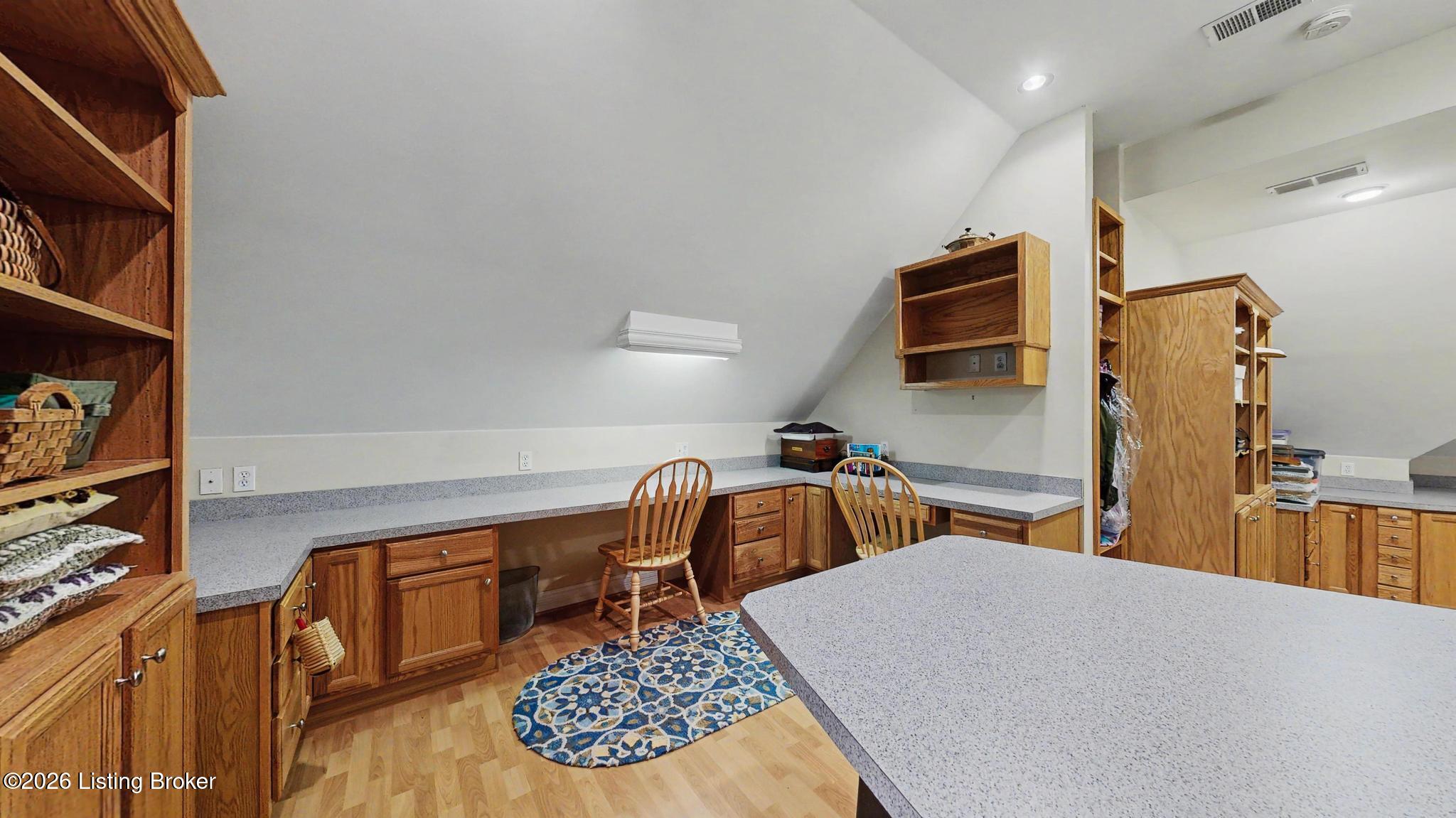 6209 Walnut Ridge Trail