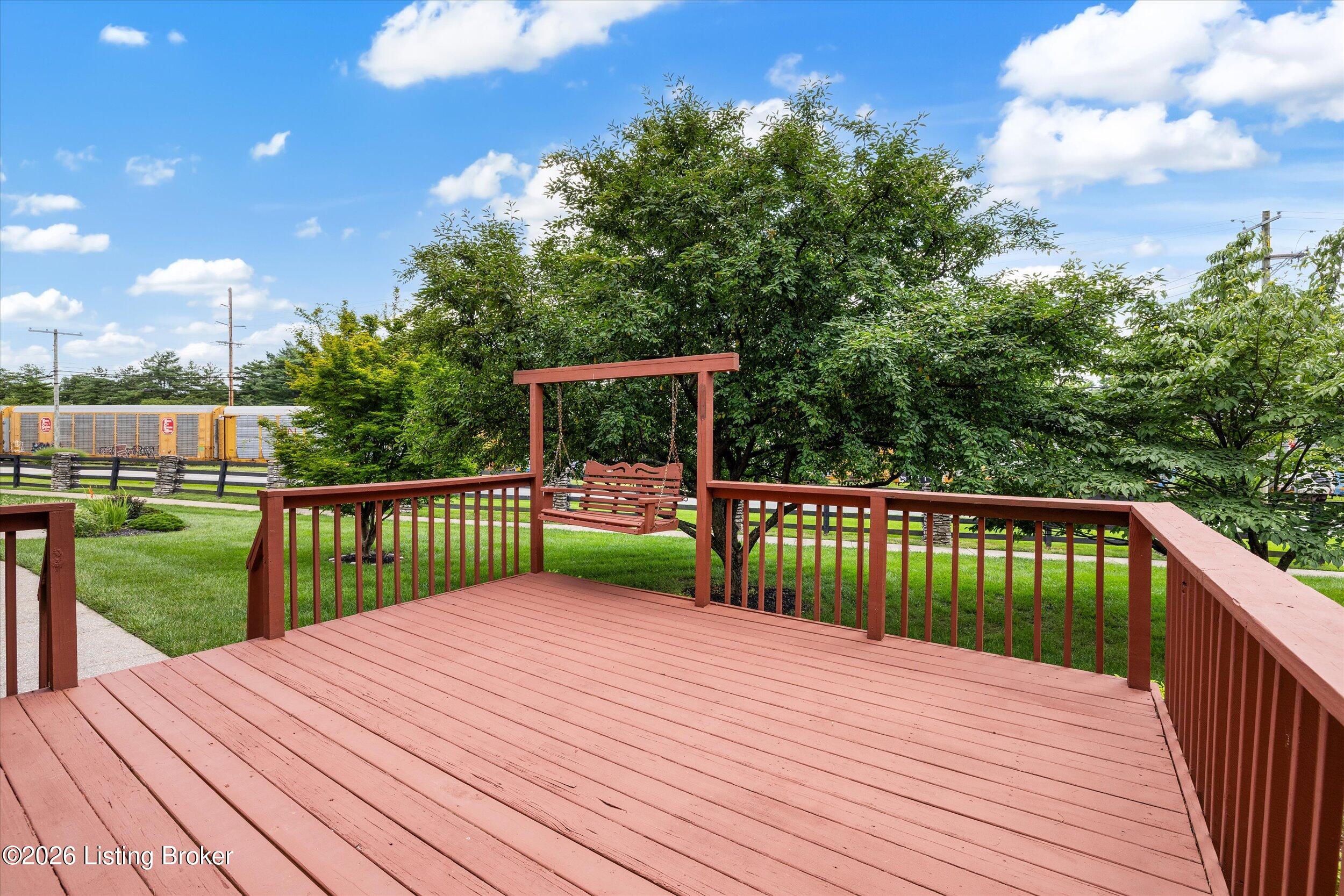 8702 Valeridge Ct