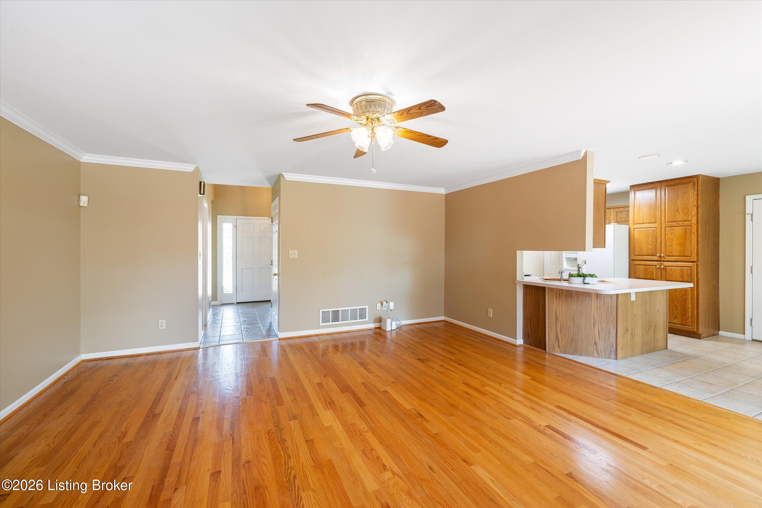 8702 Valeridge Ct
