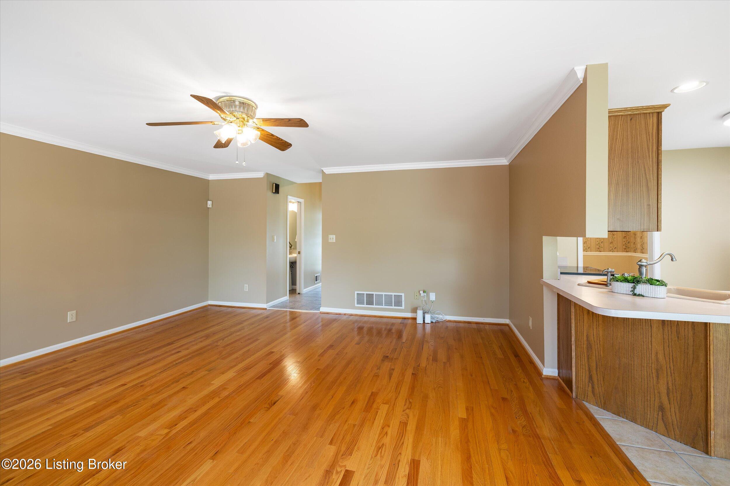 8702 Valeridge Ct