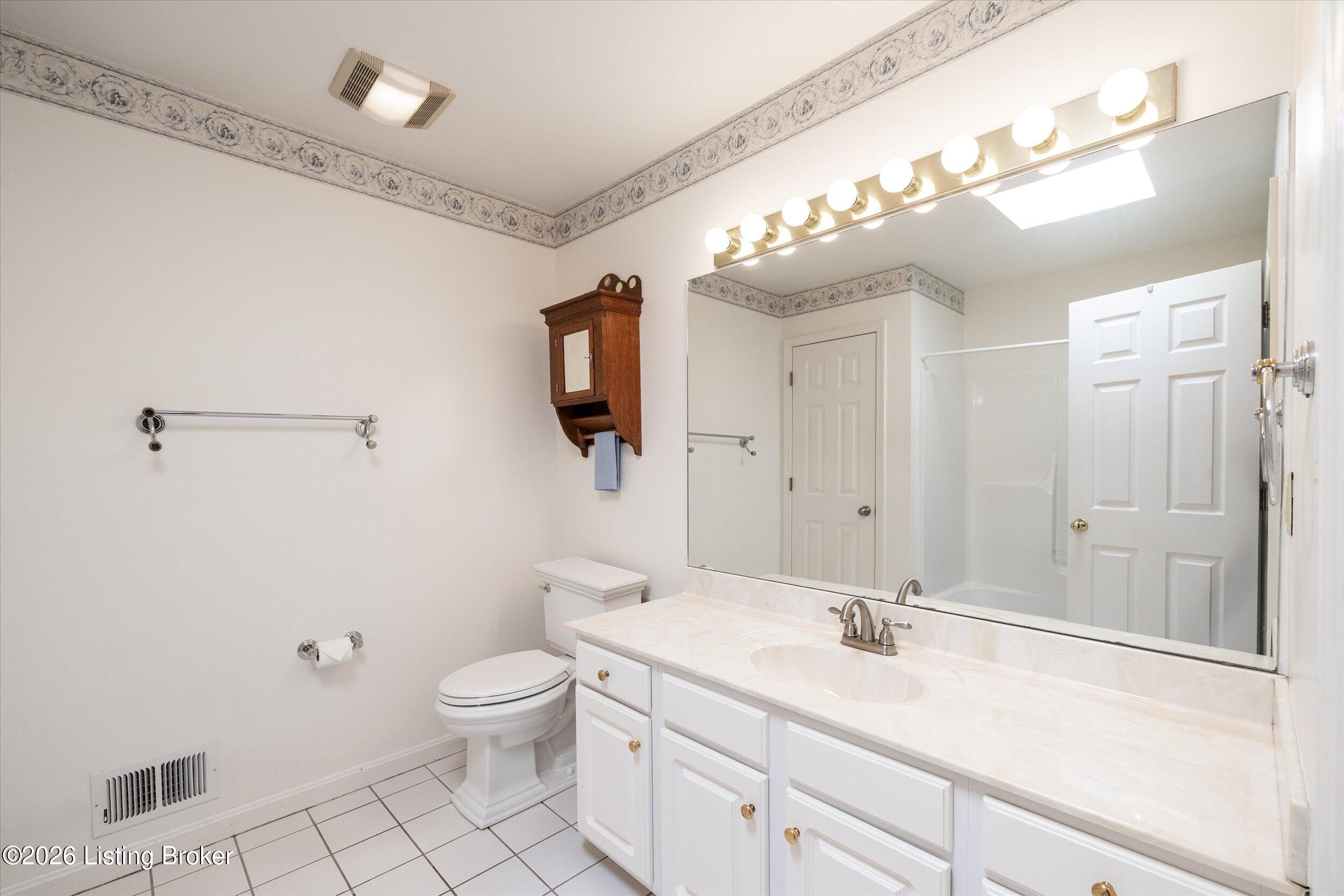 8702 Valeridge Ct