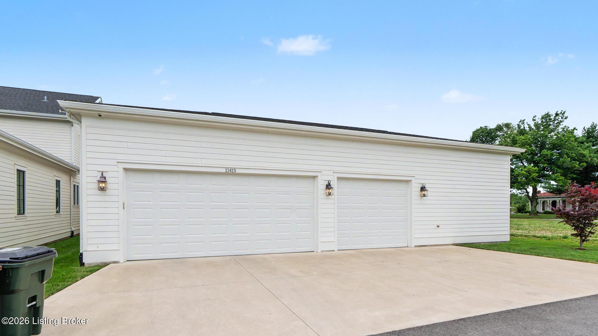11415 River Beauty Loop