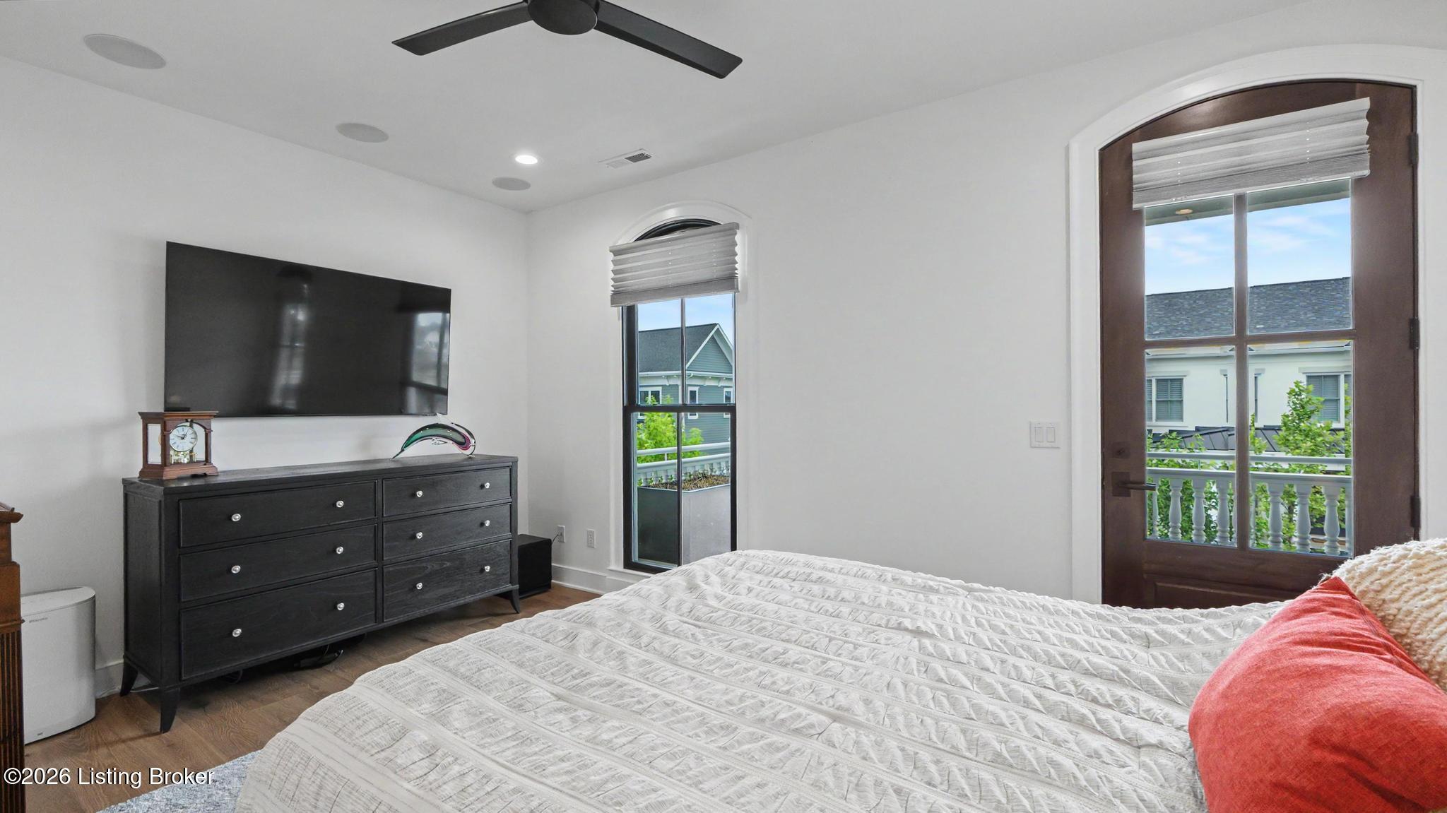 11415 River Beauty Loop