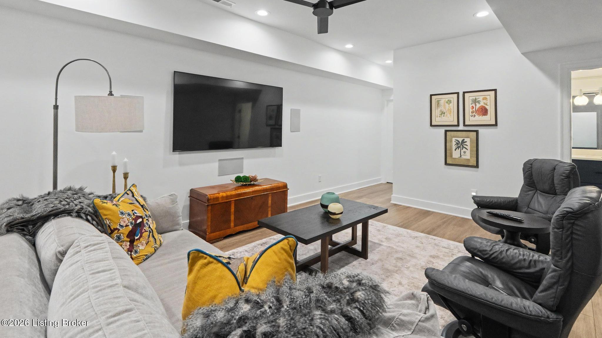 11415 River Beauty Loop