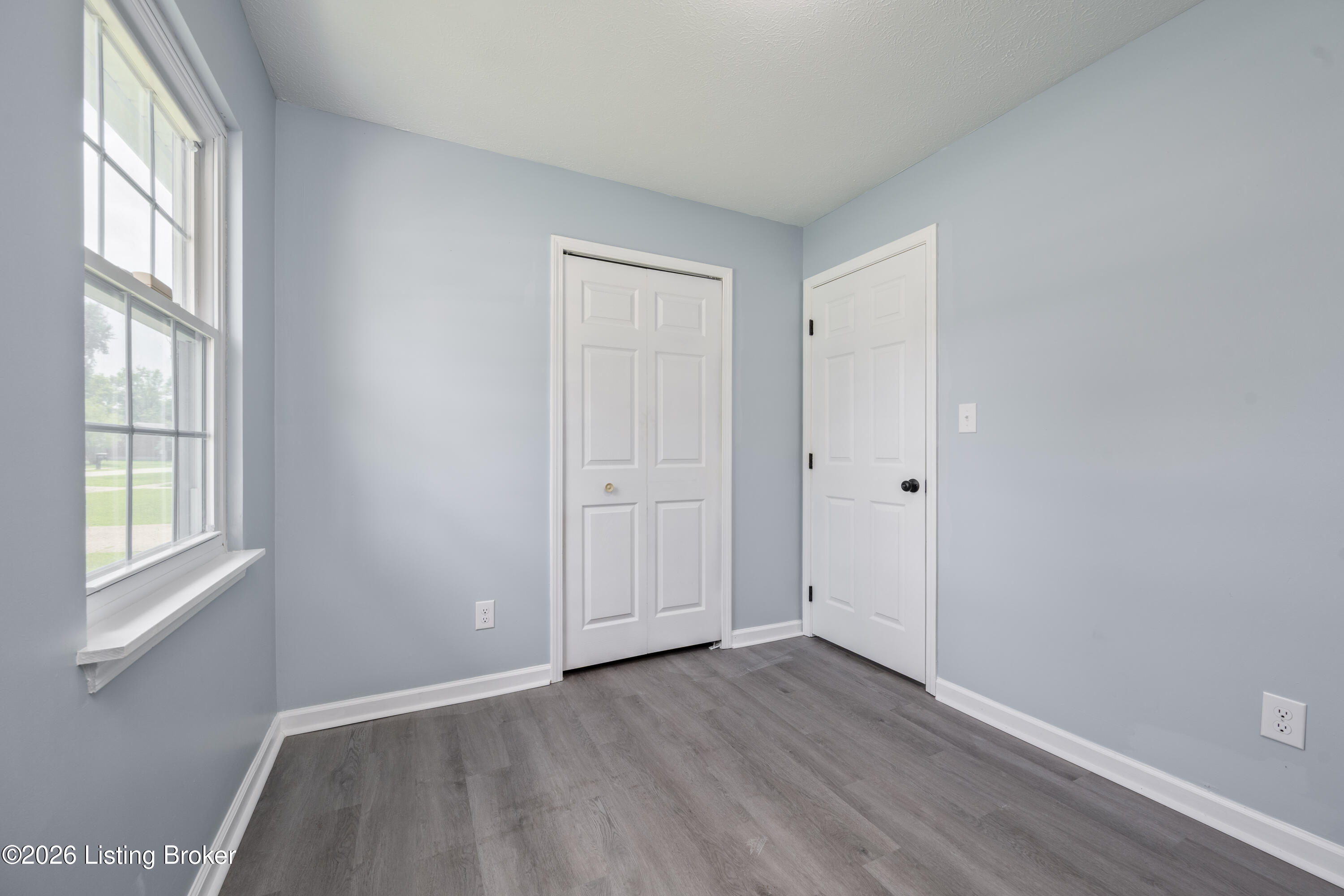 12226 Somerset Dr