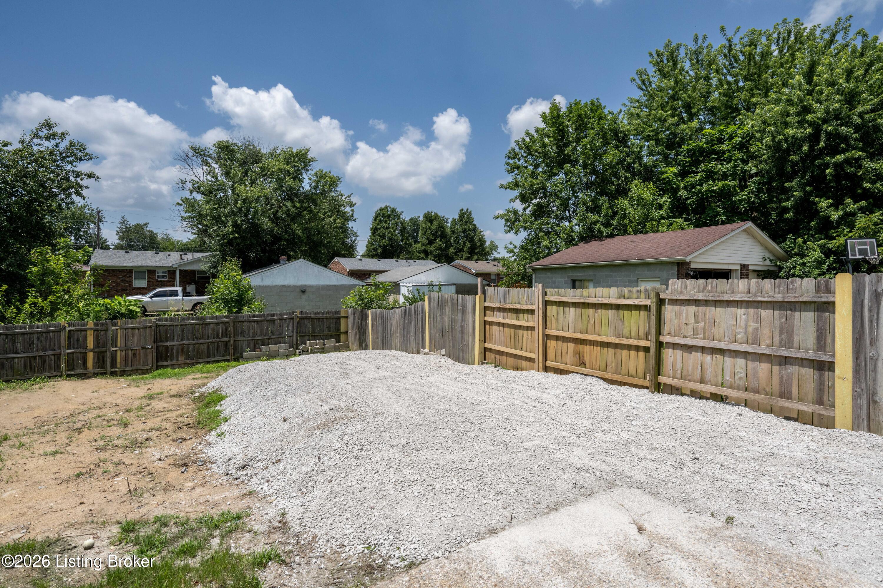 12226 Somerset Dr