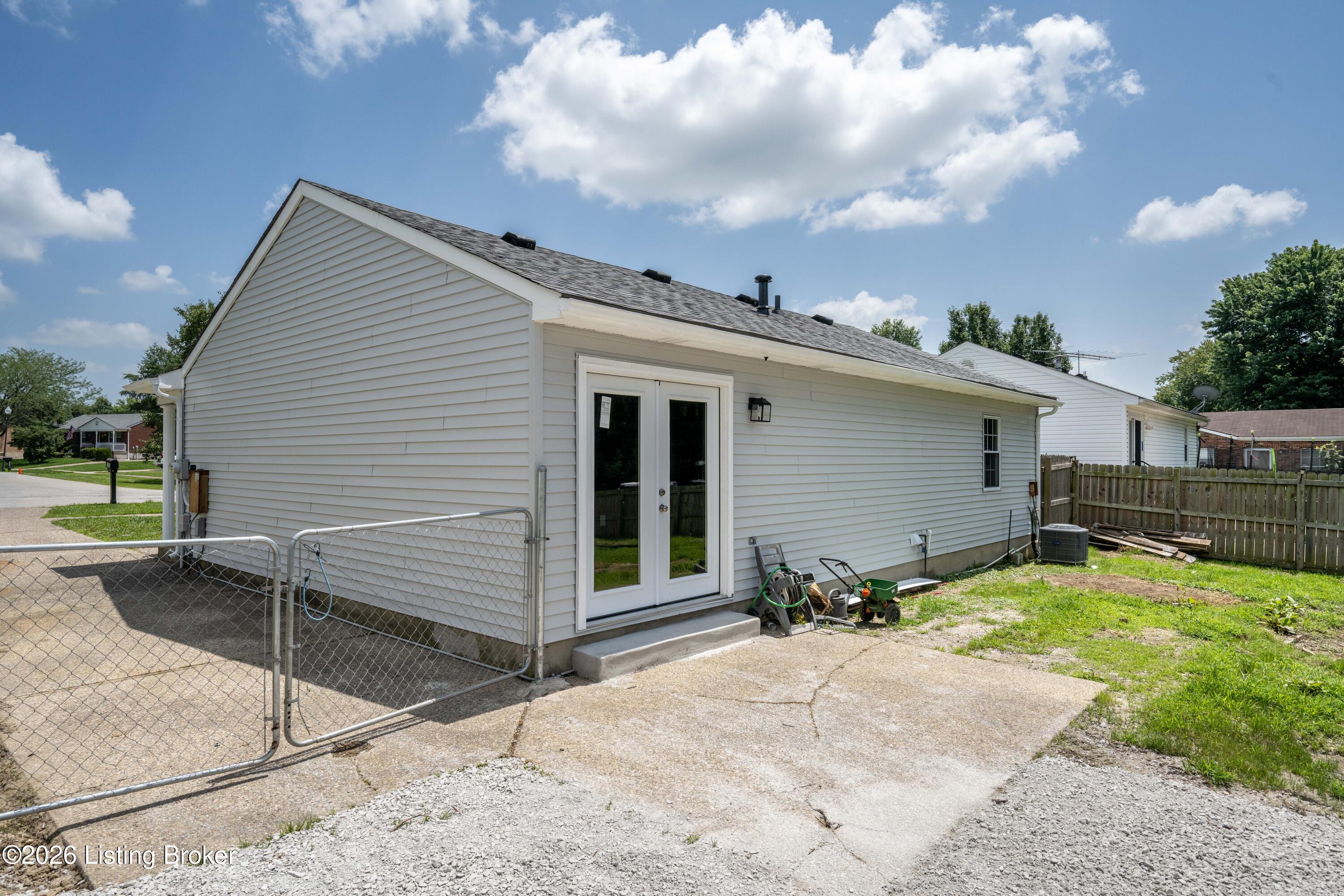 12226 Somerset Dr