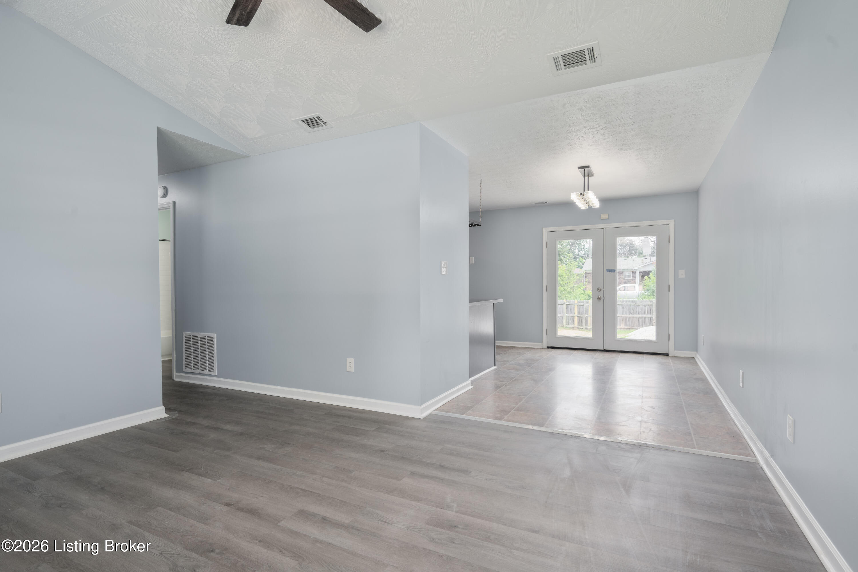 12226 Somerset Dr
