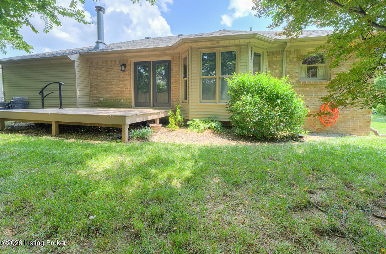 715 Auburn Oaks Dr
