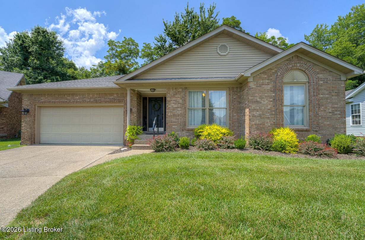 715 Auburn Oaks Dr