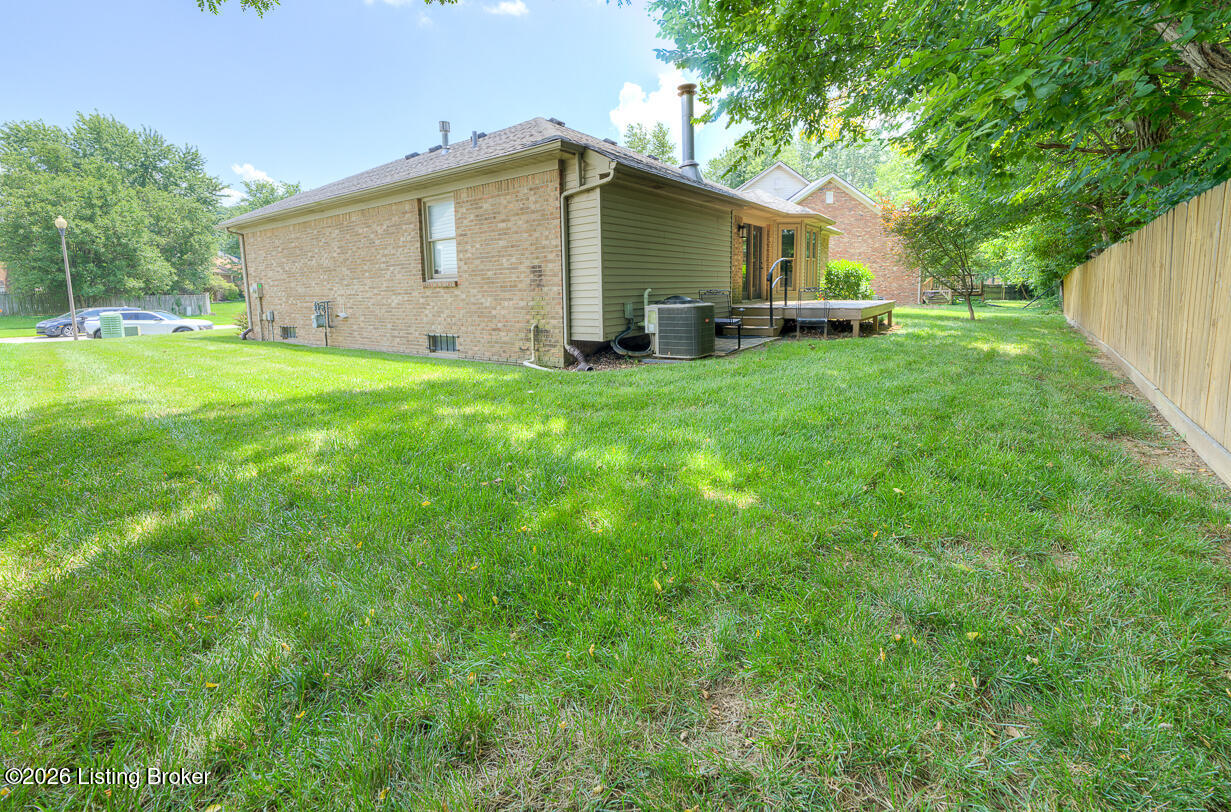 715 Auburn Oaks Dr