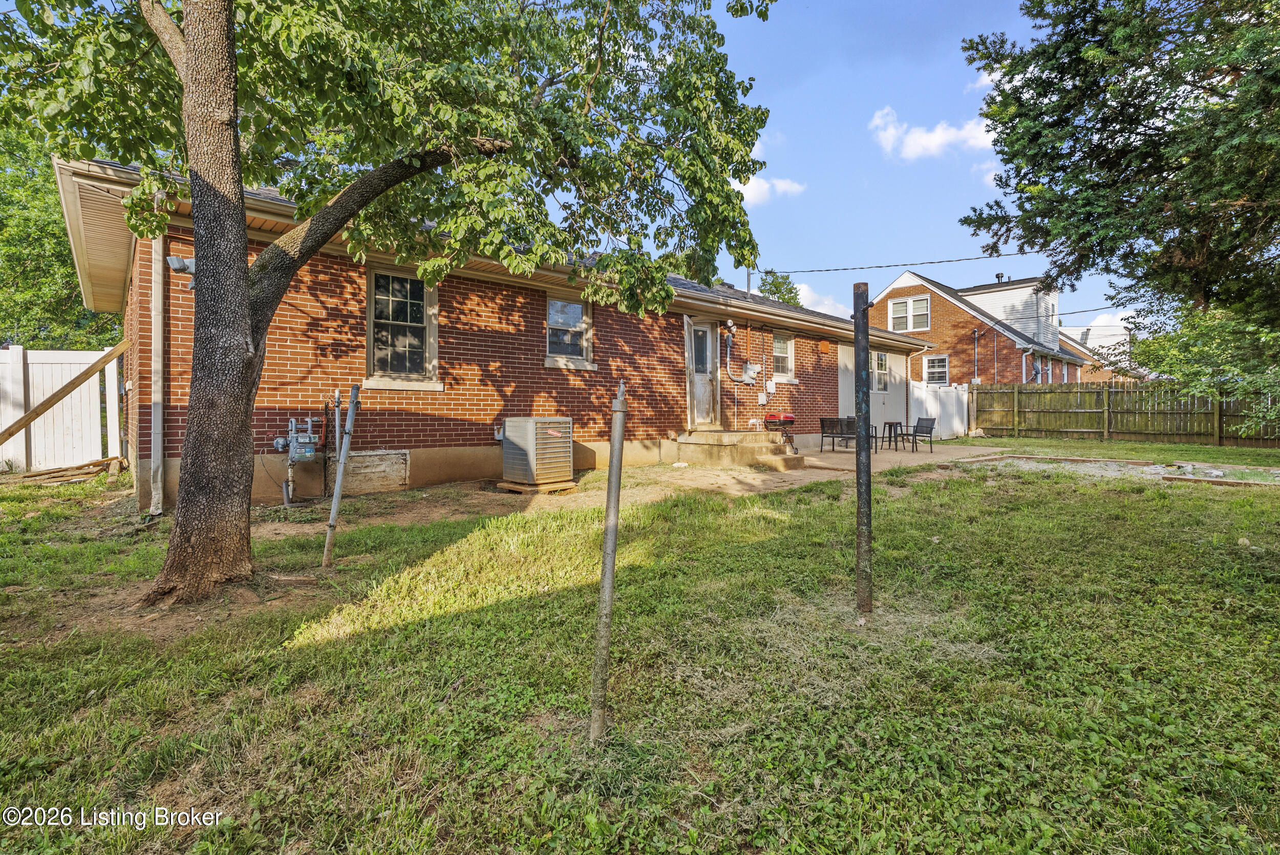 3500 Tyrone Dr