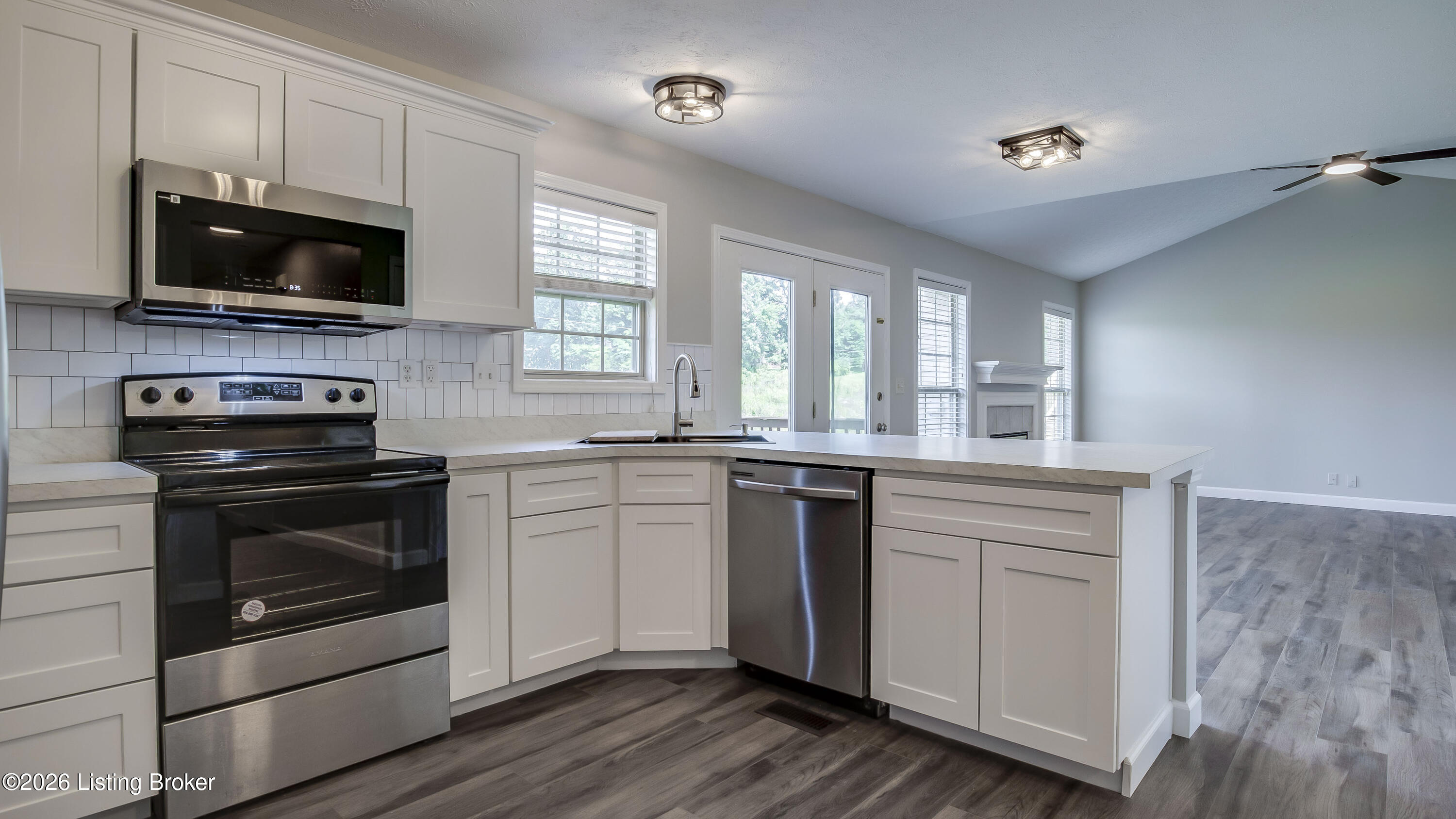 15420 Beckley Hills Dr