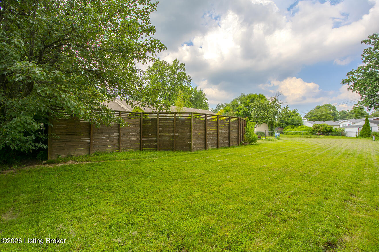 2512 Merriwood Dr