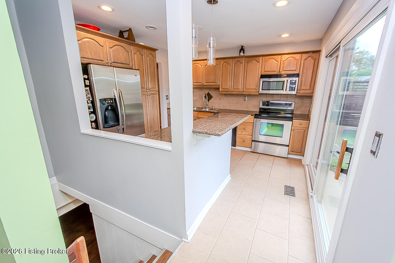 2512 Merriwood Dr
