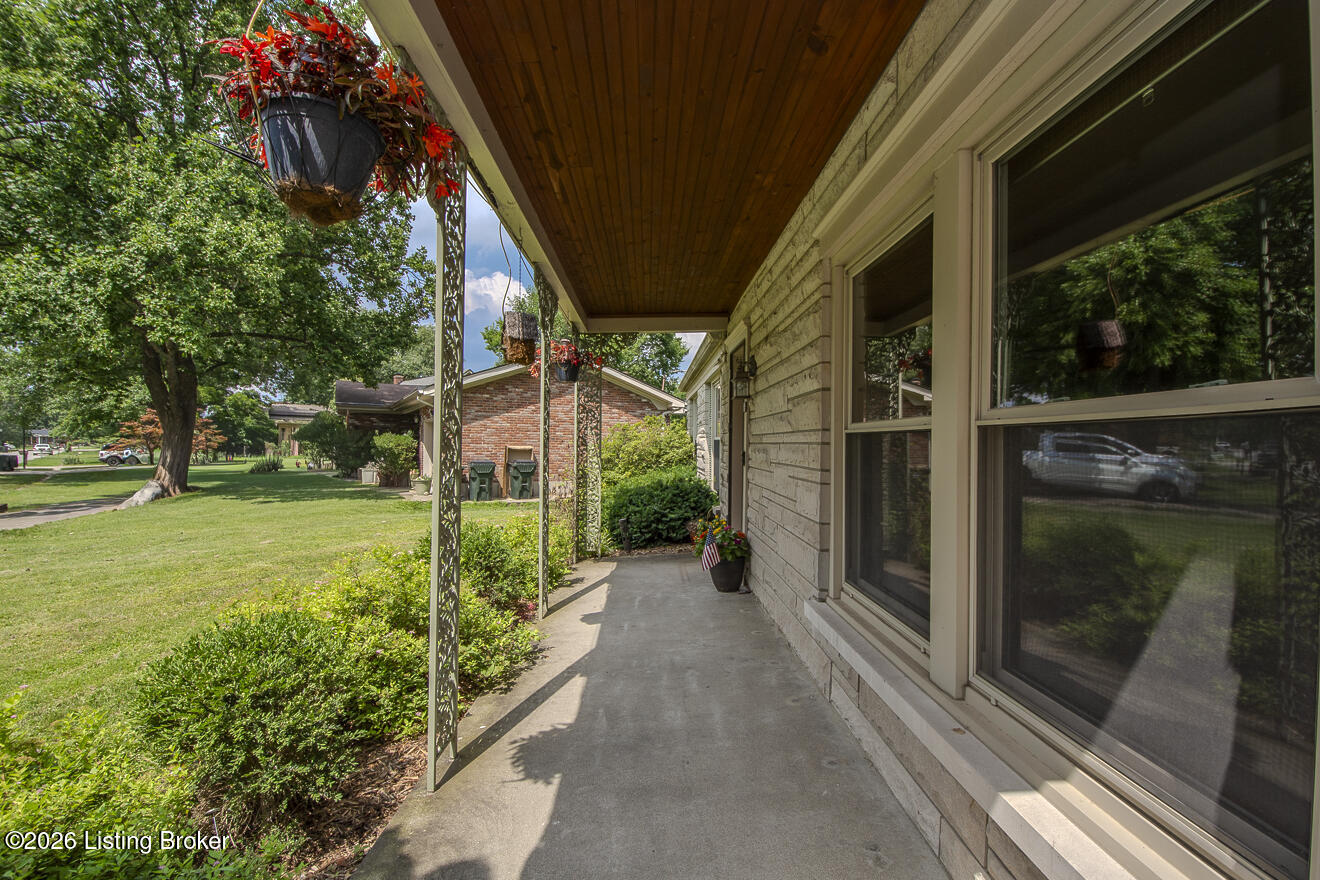 2512 Merriwood Dr