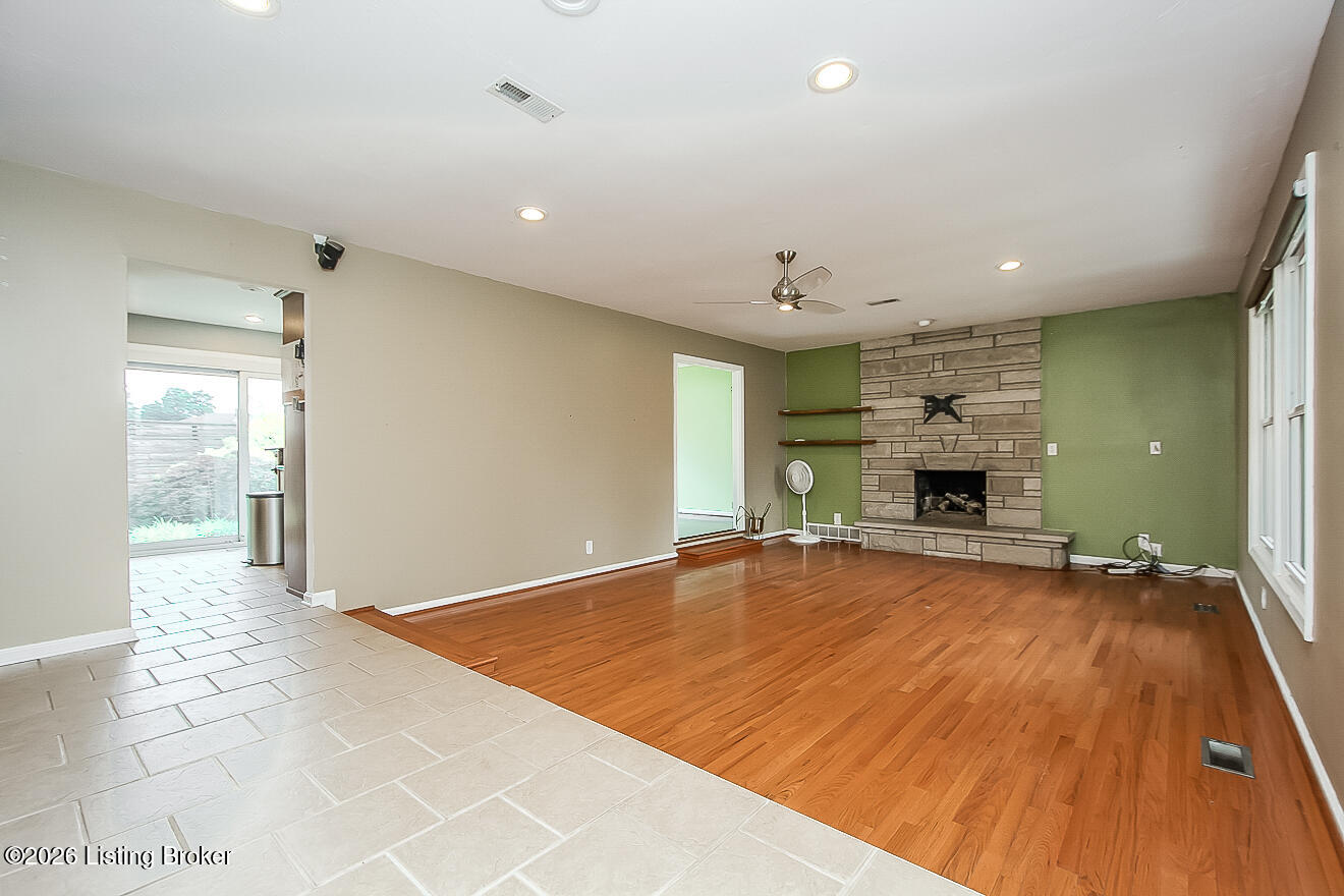 2512 Merriwood Dr