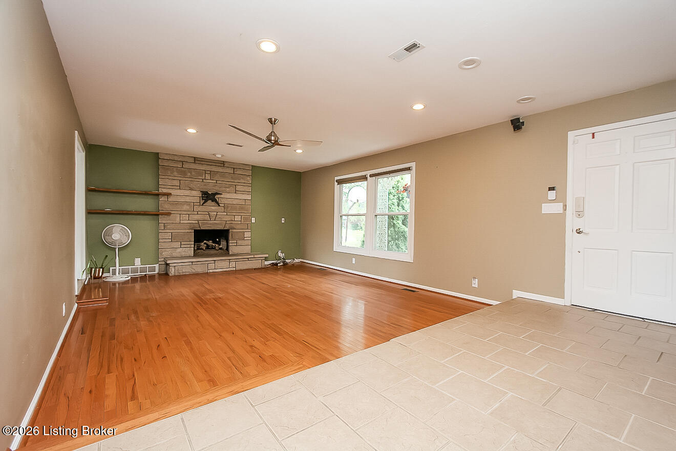 2512 Merriwood Dr