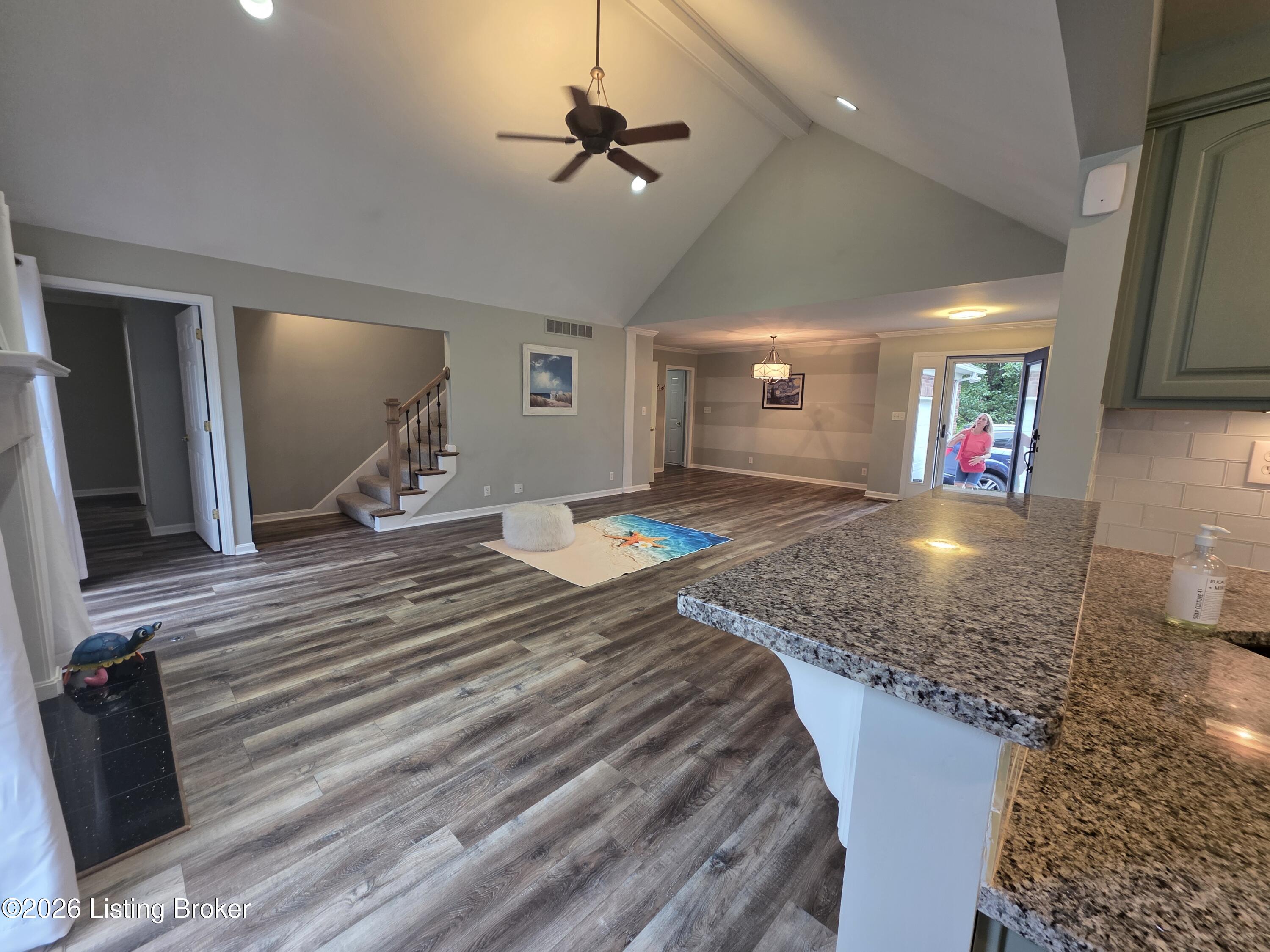 1704 Anchorage Ct
