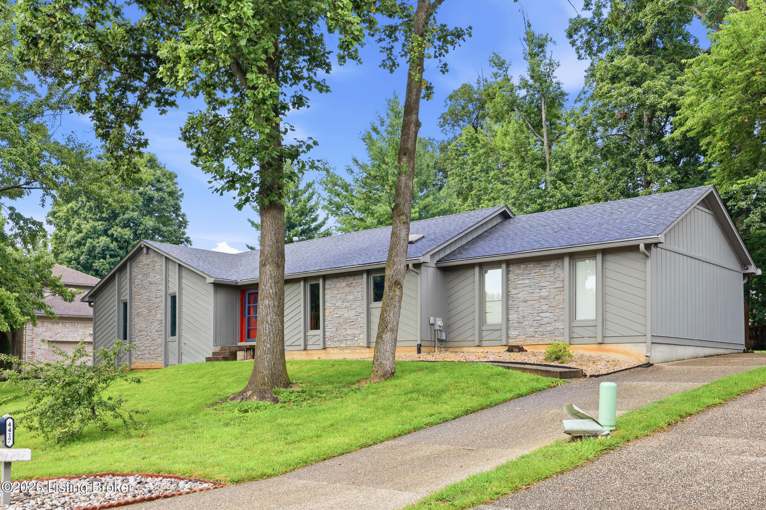 4417 Eagles Cove Ct