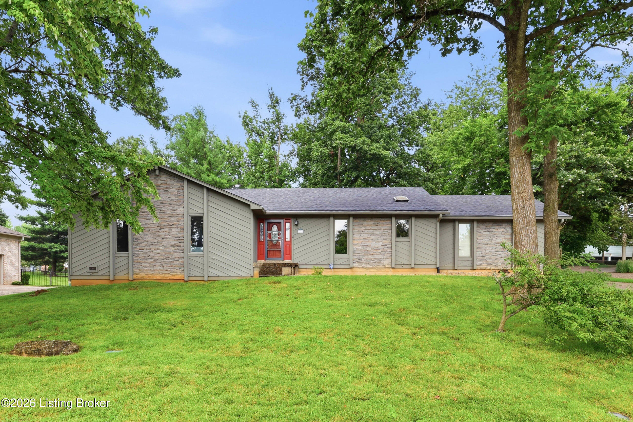 4417 Eagles Cove Ct