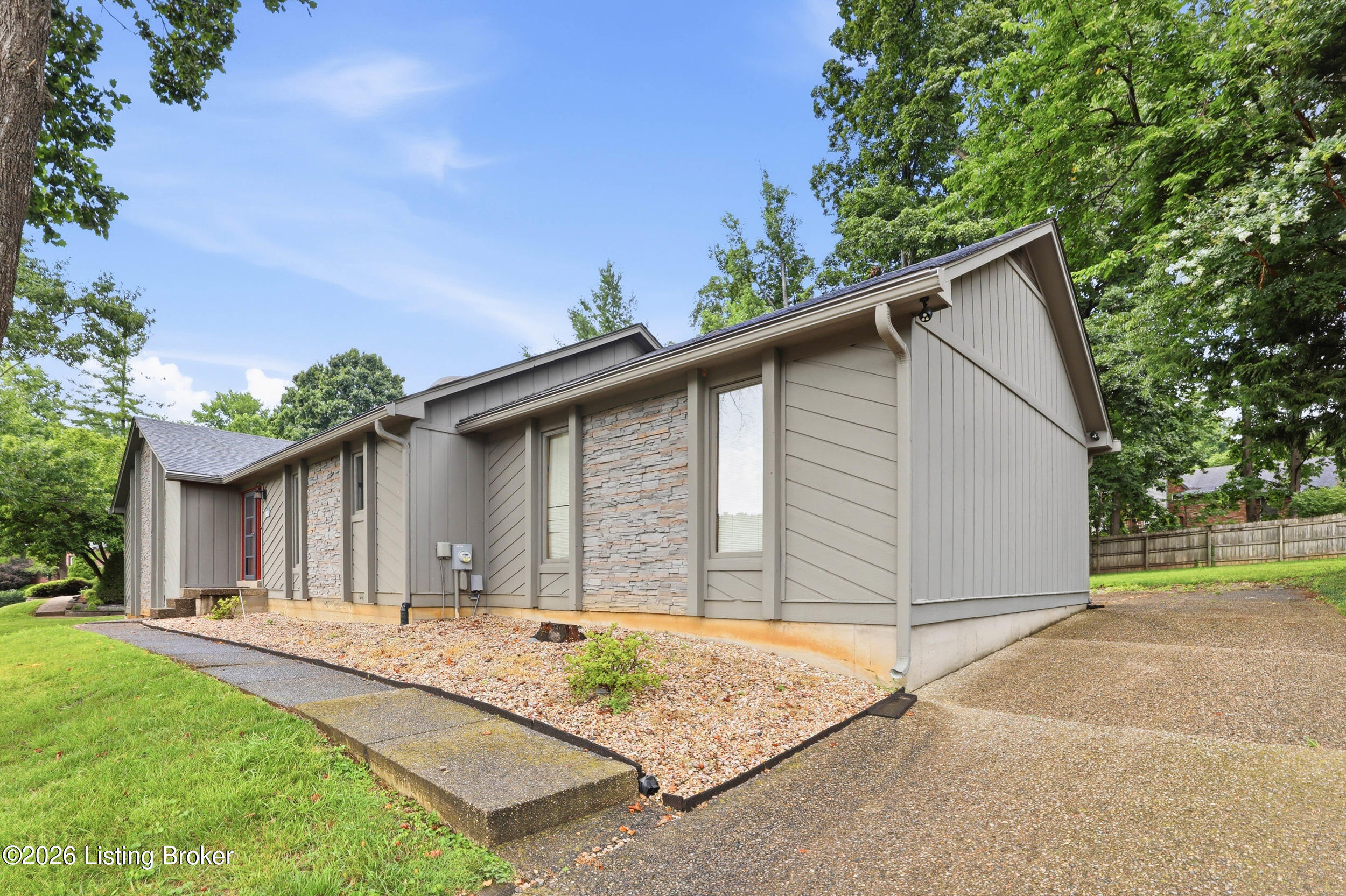 4417 Eagles Cove Ct