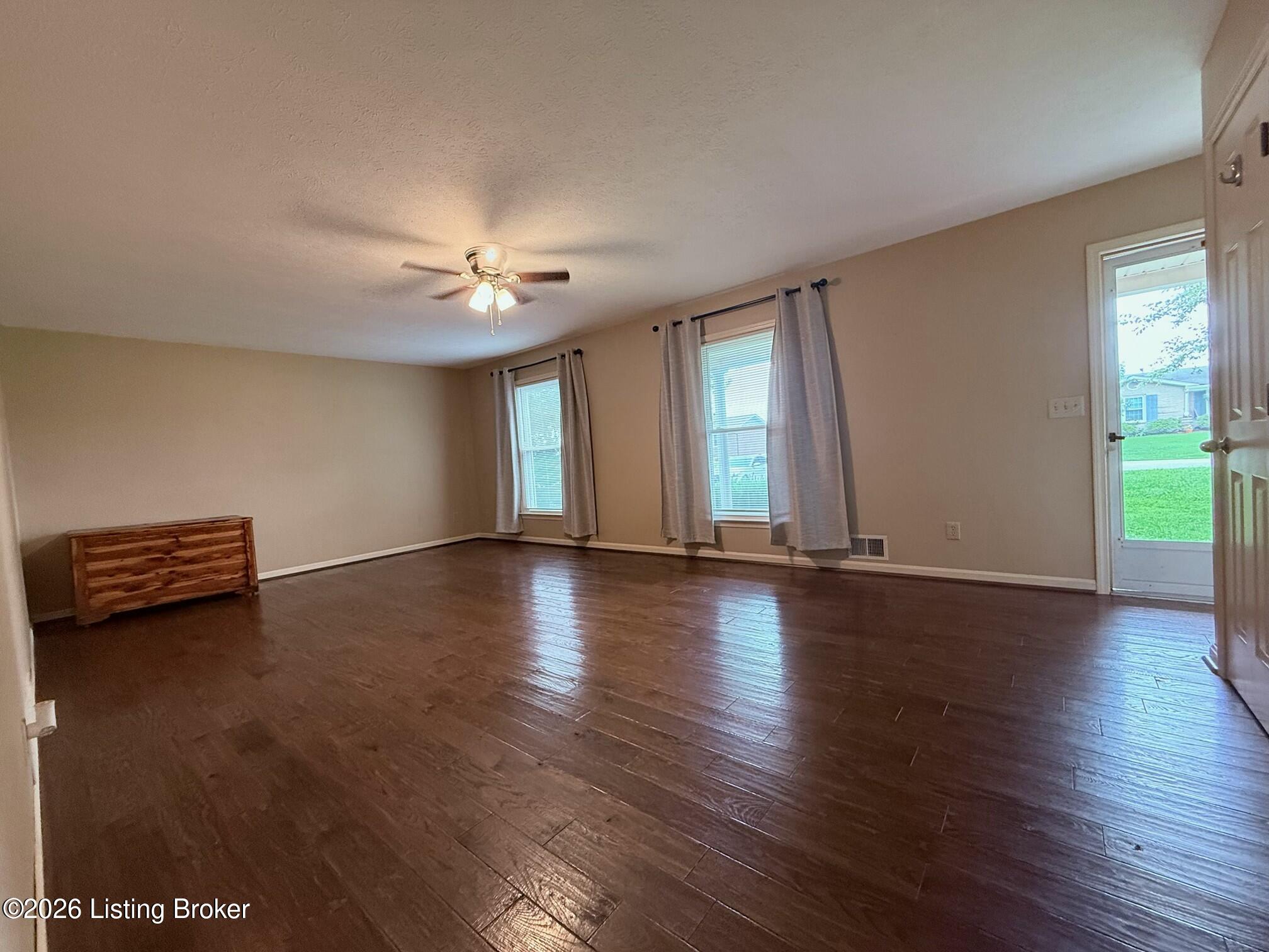 148 Primrose Dr