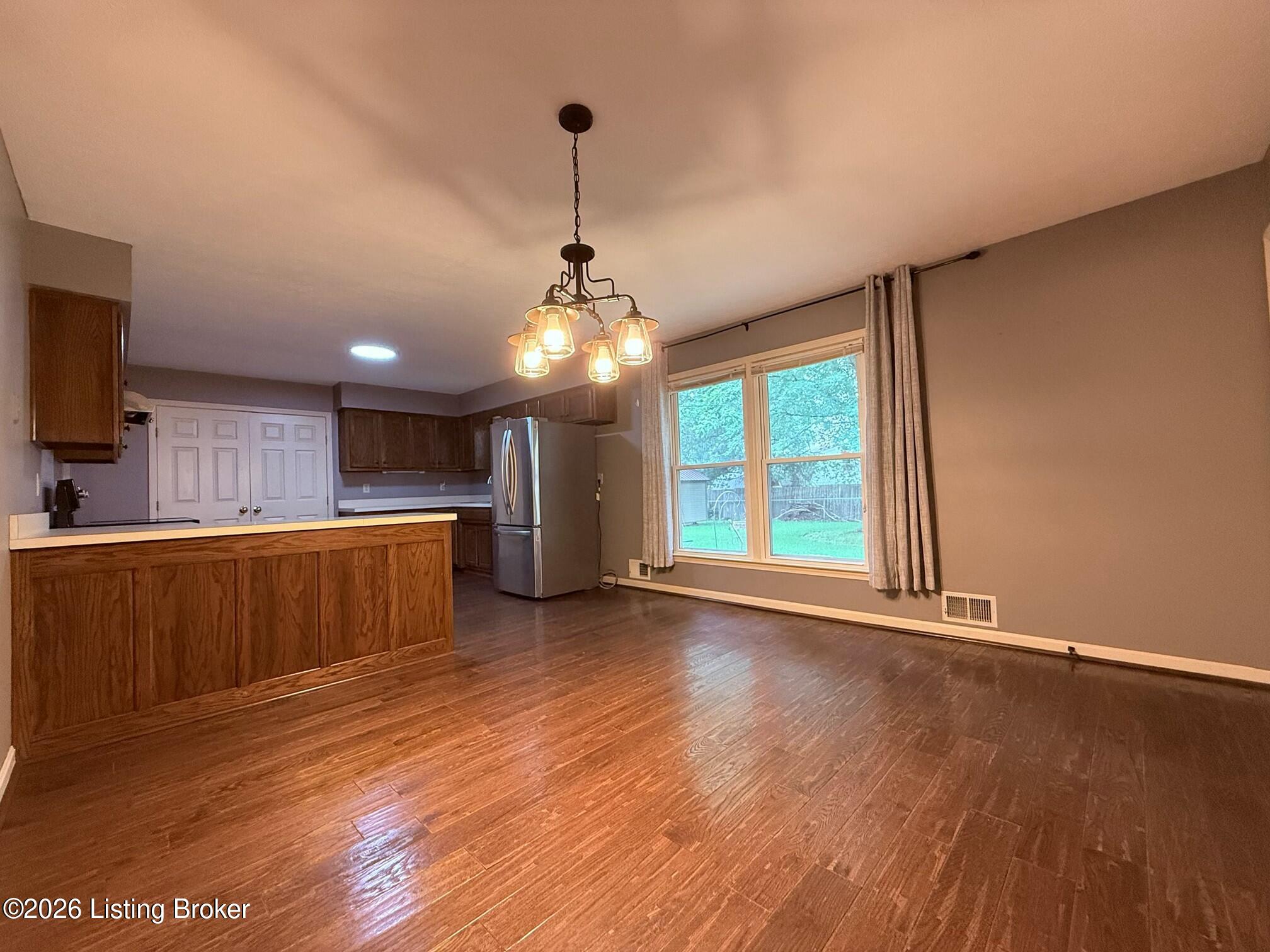 148 Primrose Dr