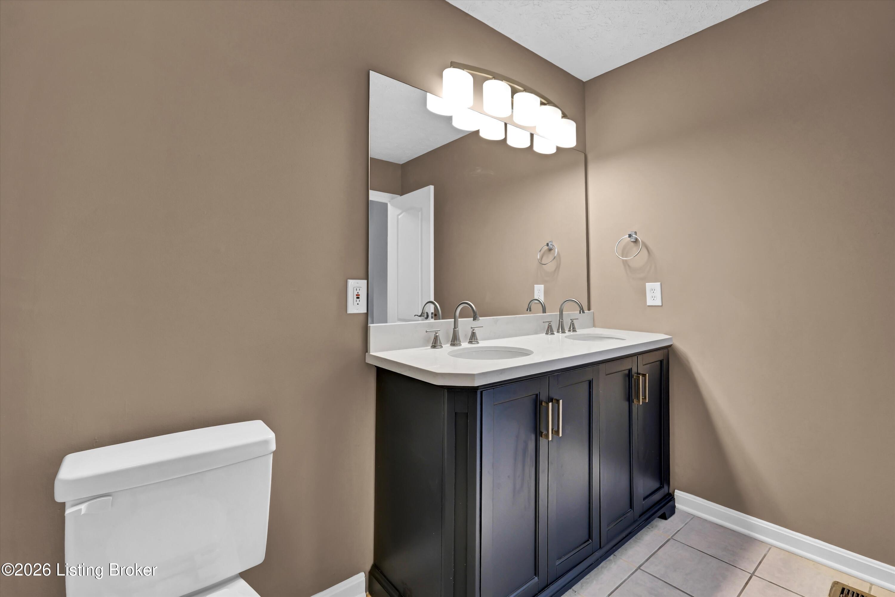 13545 Pinnacle Gardens Cir