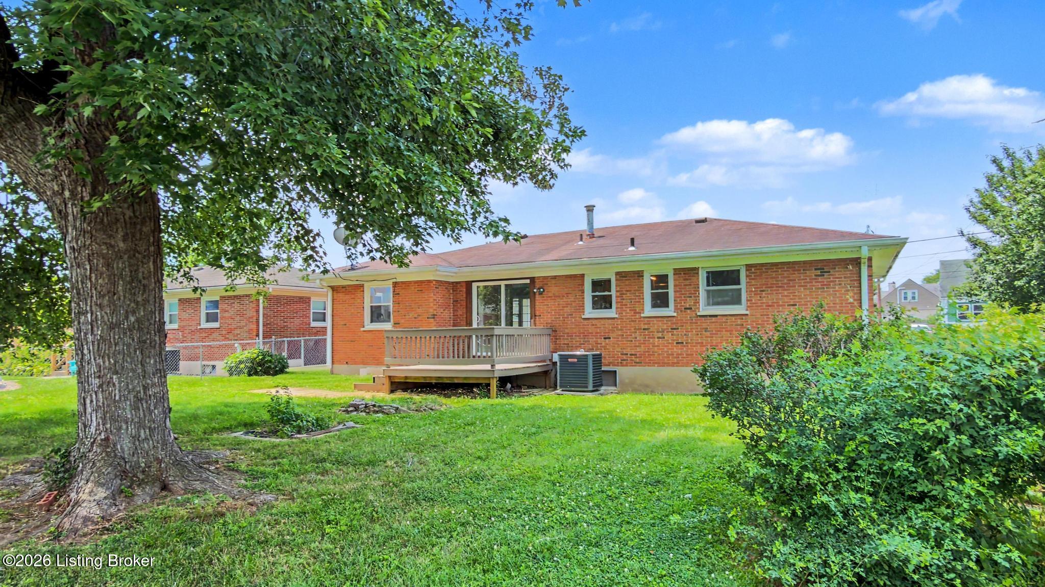 2709 Parklawn Dr