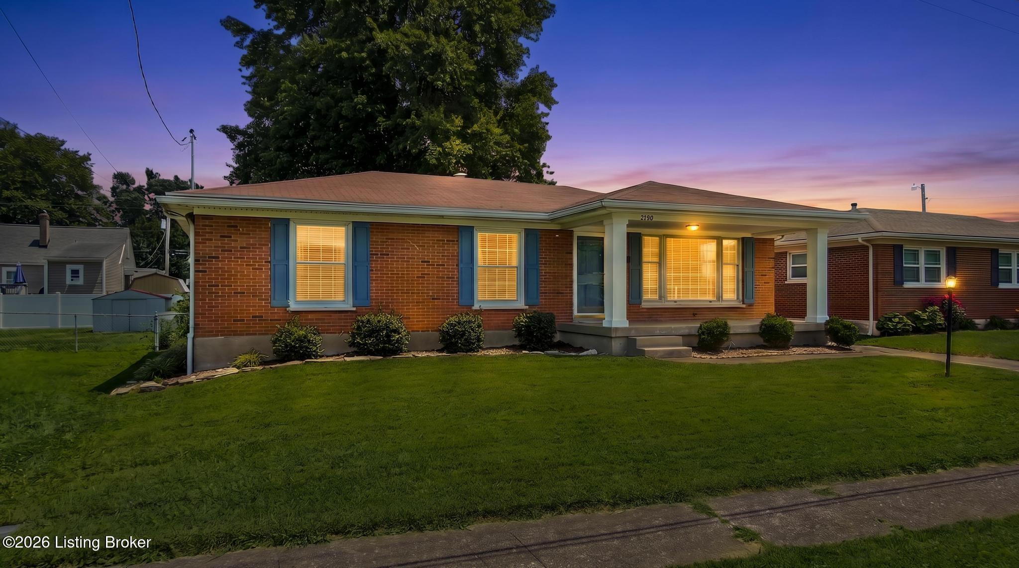 2709 Parklawn Dr