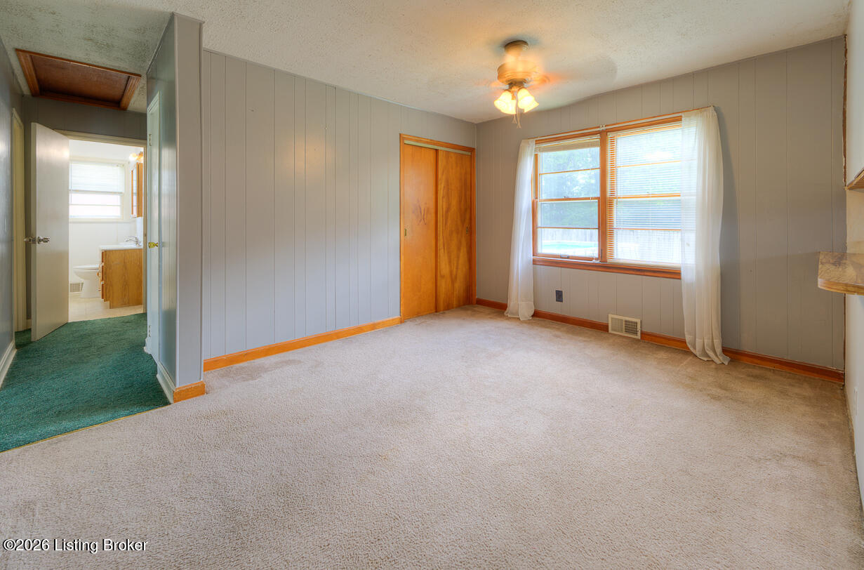 9306 Ponder Ln
