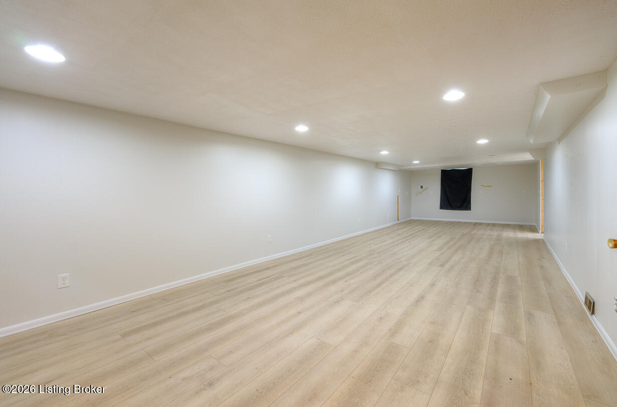 9306 Ponder Ln