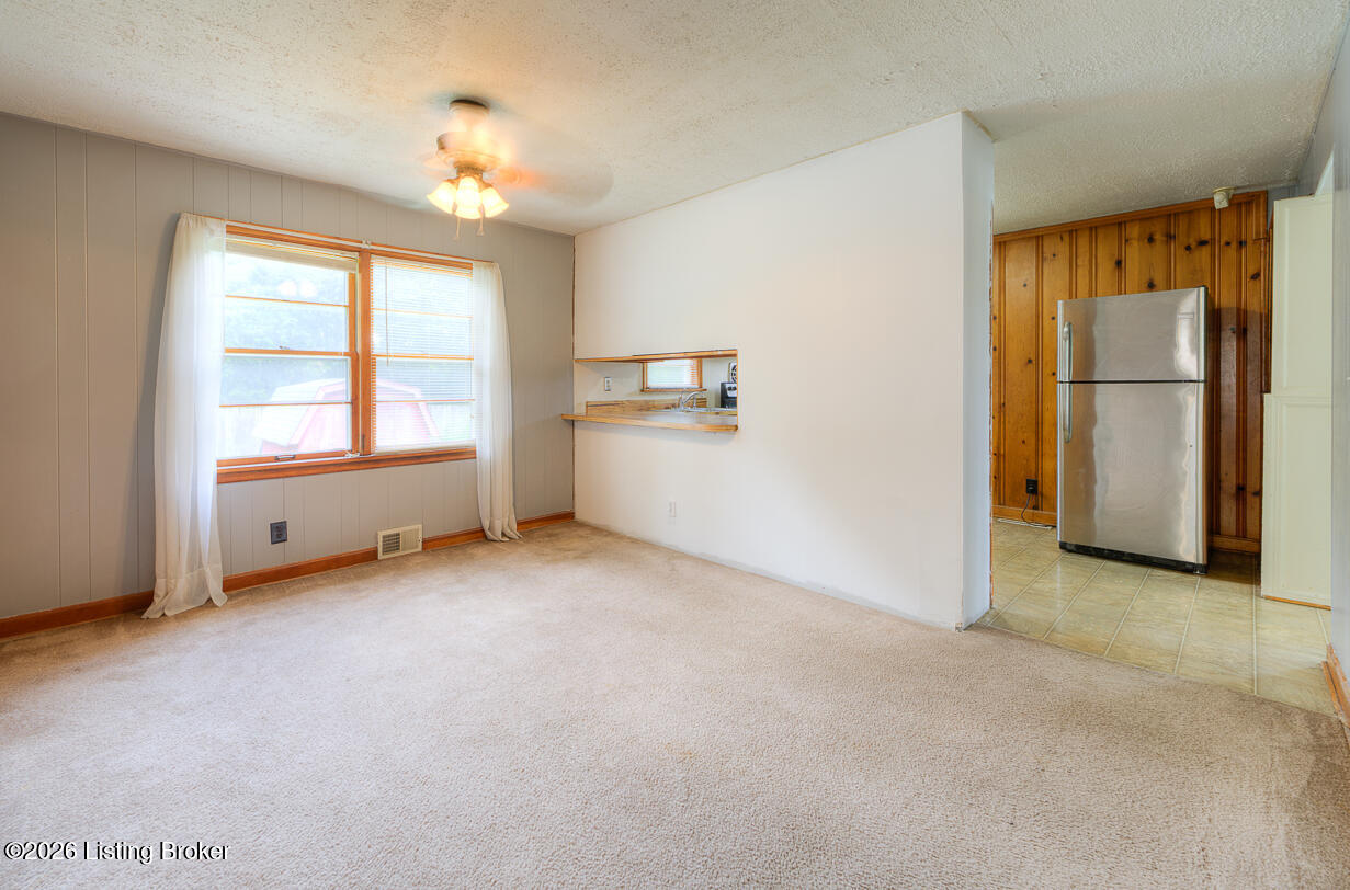 9306 Ponder Ln