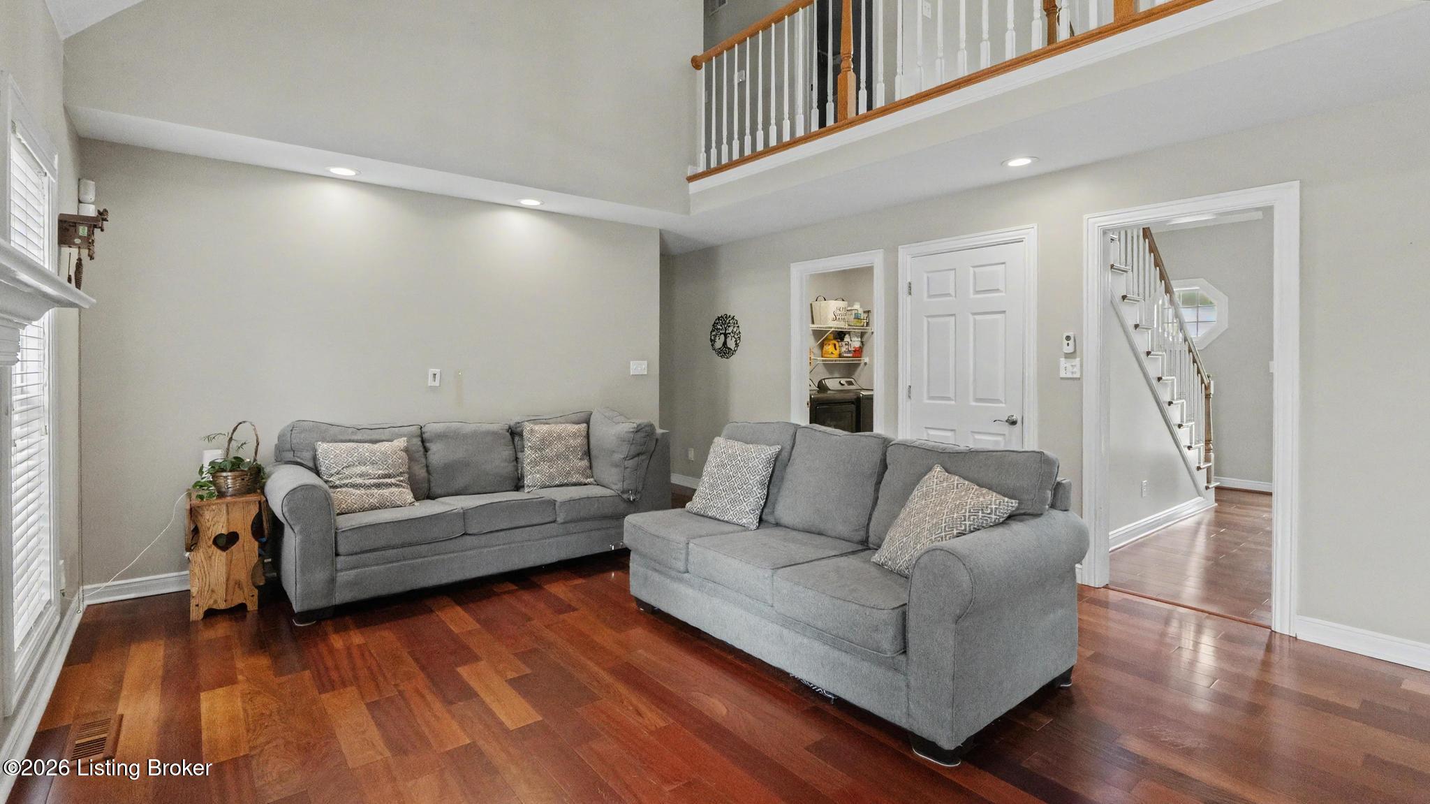 7110 Apple Orchard Ln