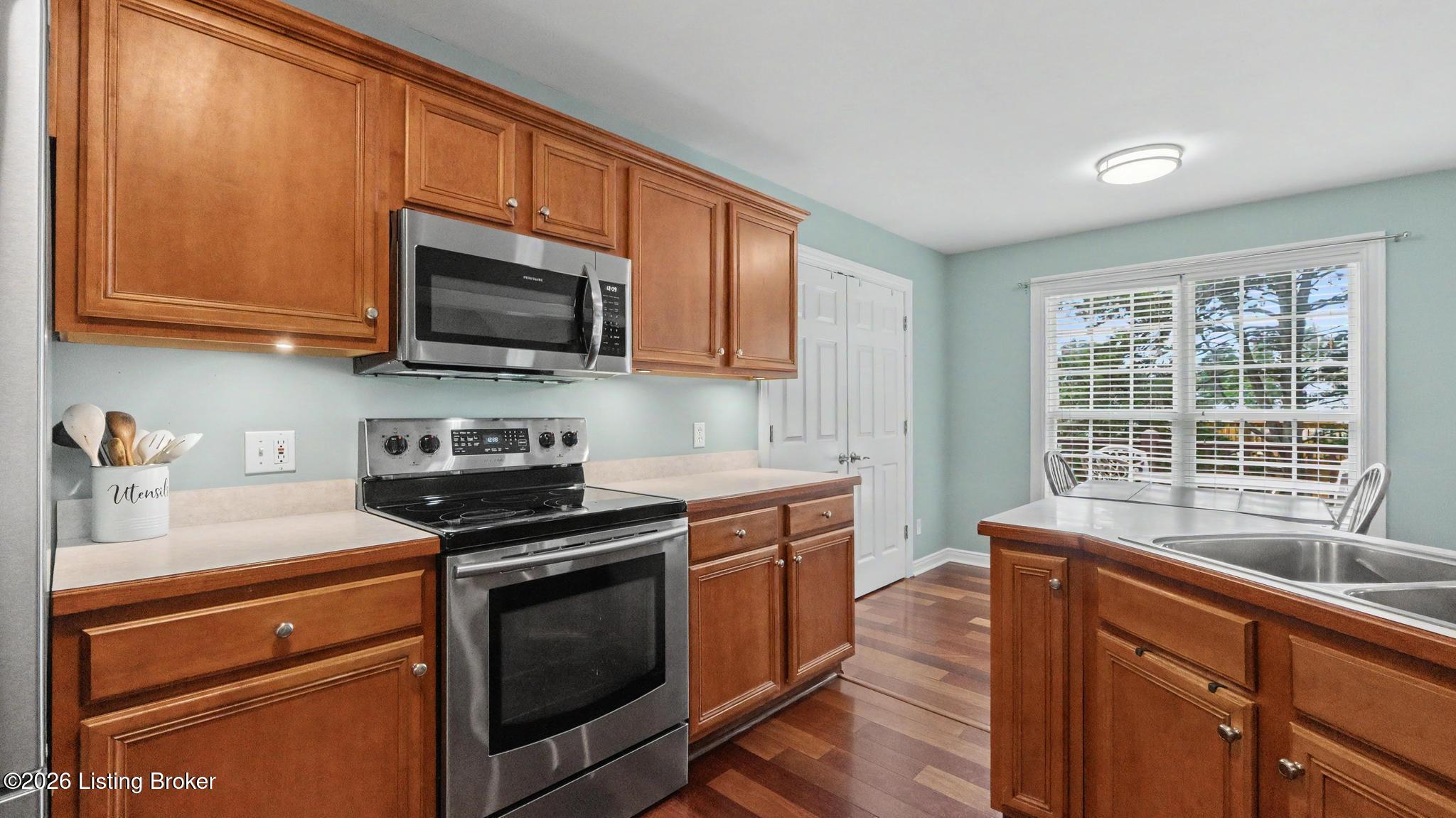 7110 Apple Orchard Ln