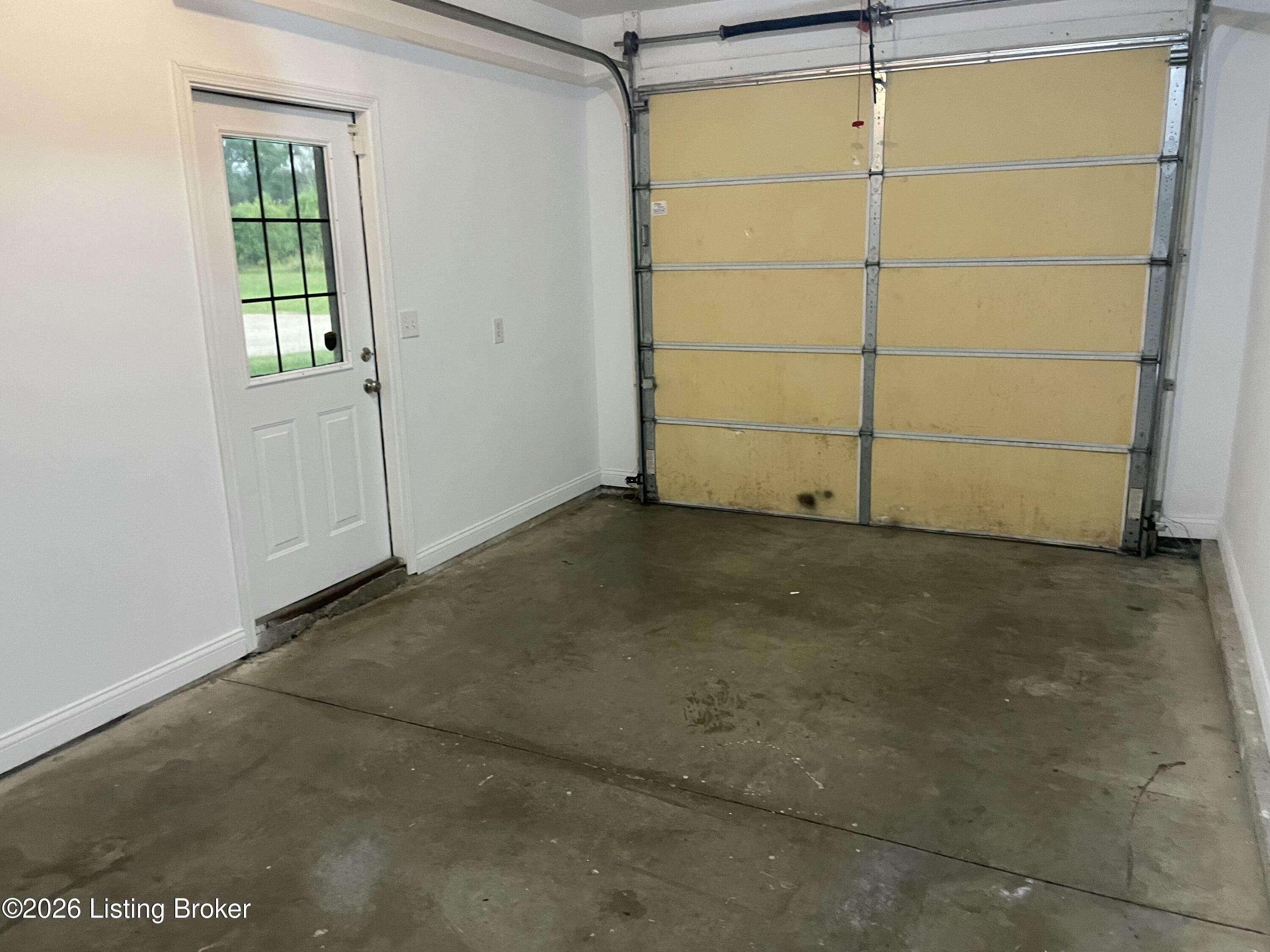126 Crossing Ct 3