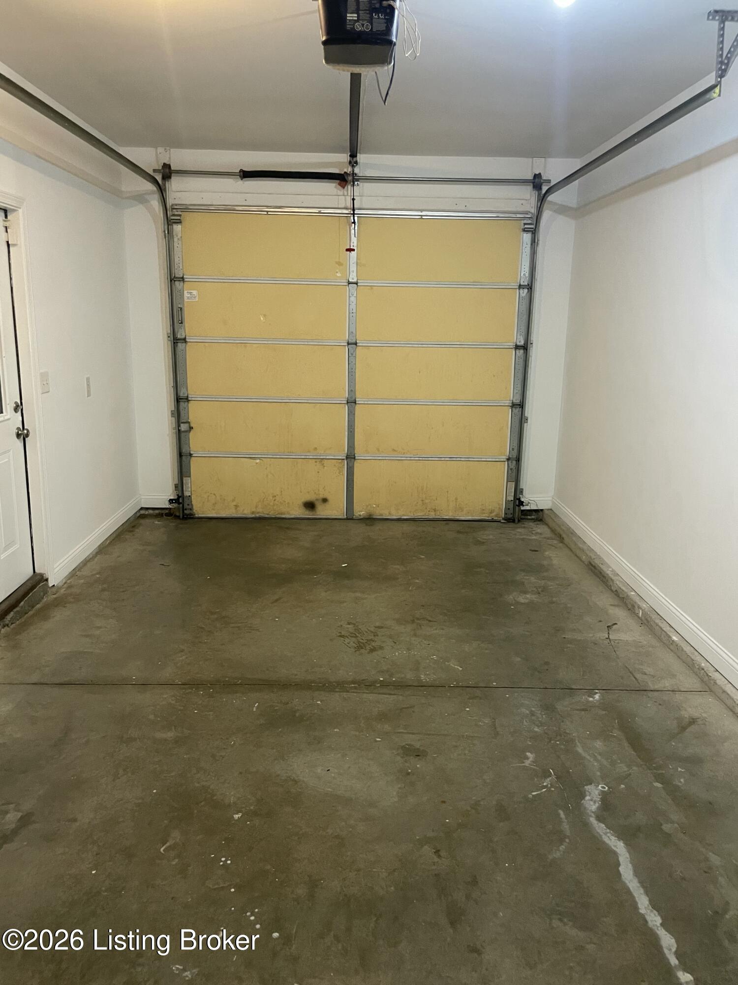 126 Crossing Ct 3