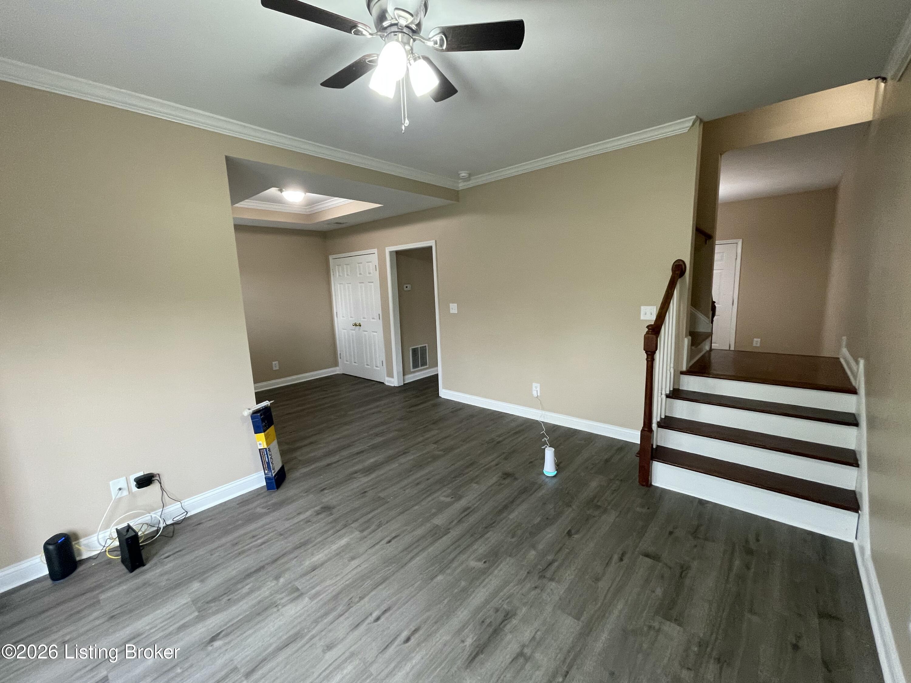 126 Crossing Ct 3