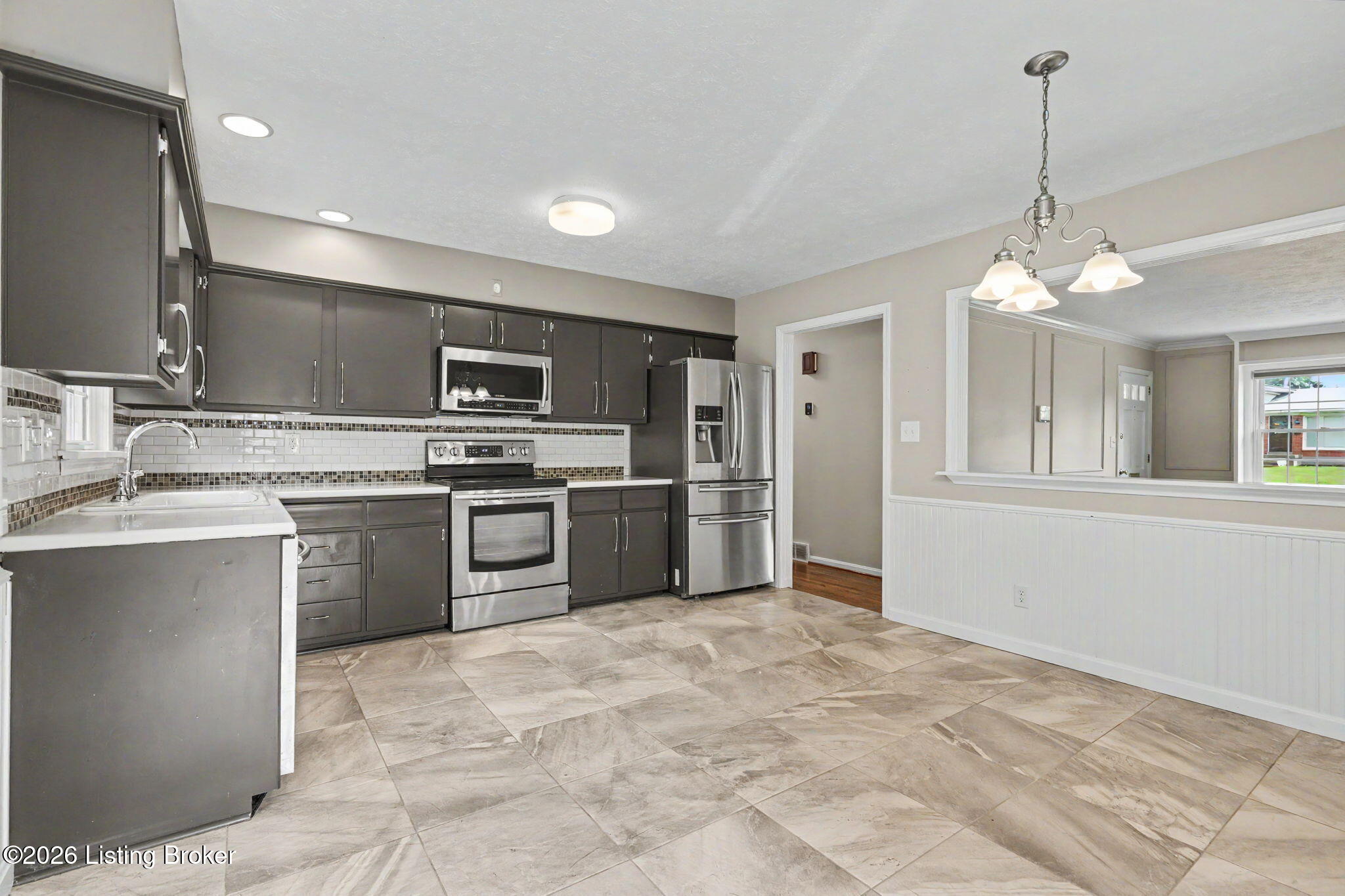 7006 Norlynn Dr