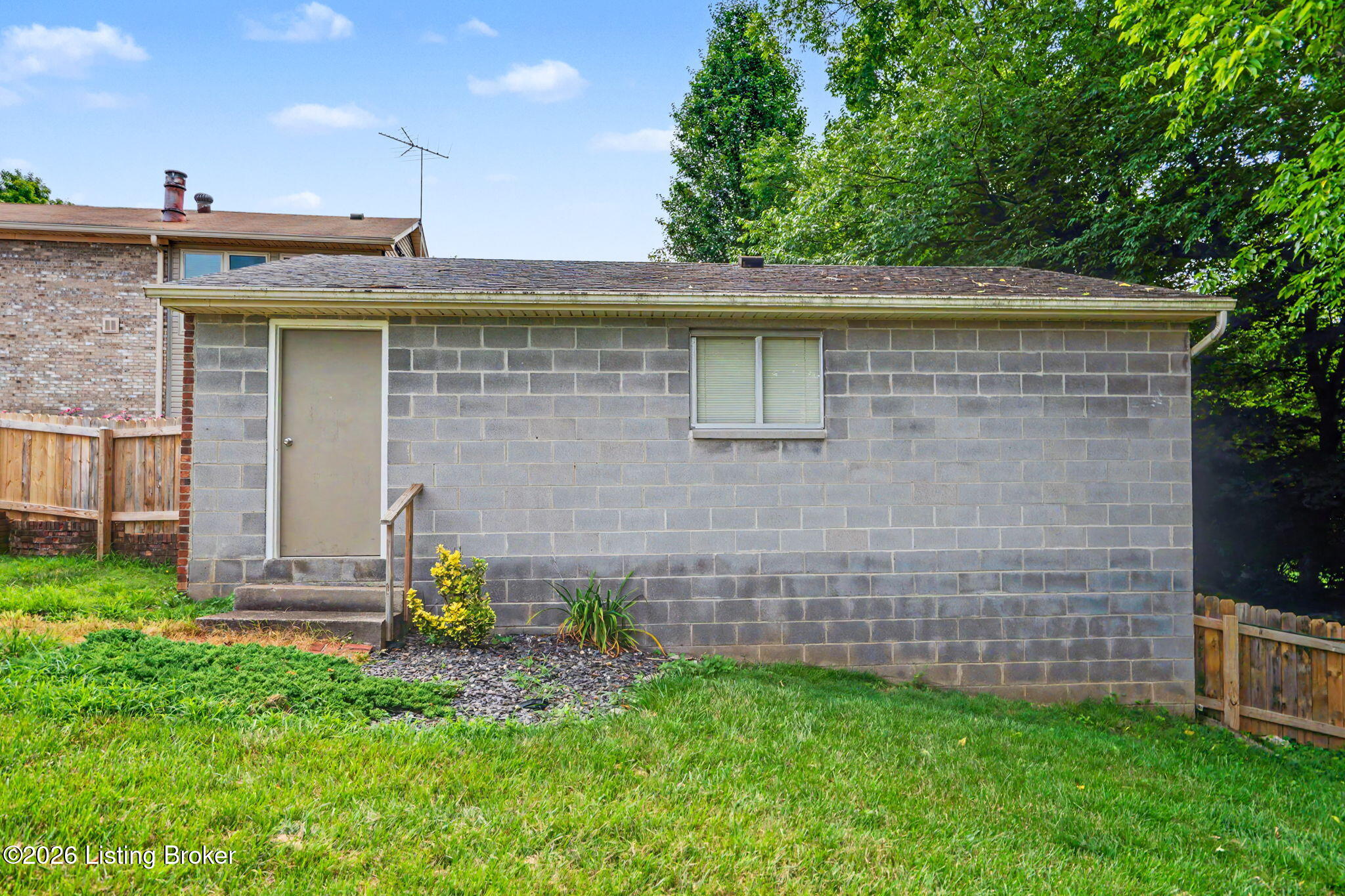 7006 Norlynn Dr