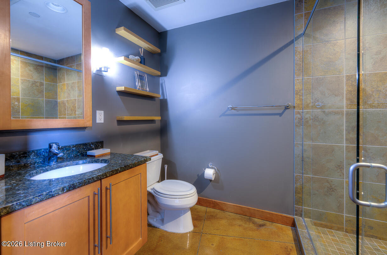 309 E Market St 313