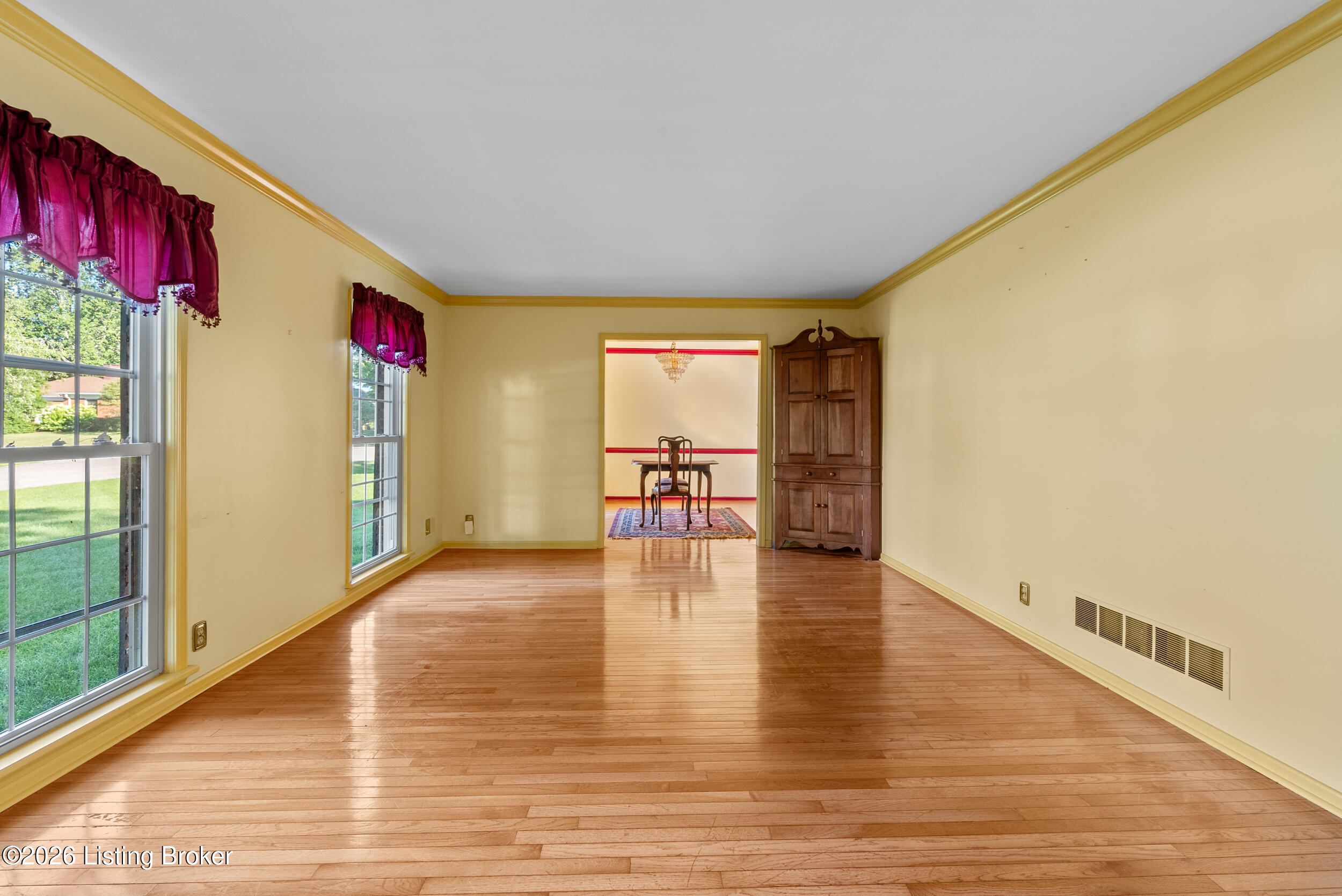 2409 Chattesworth Ln