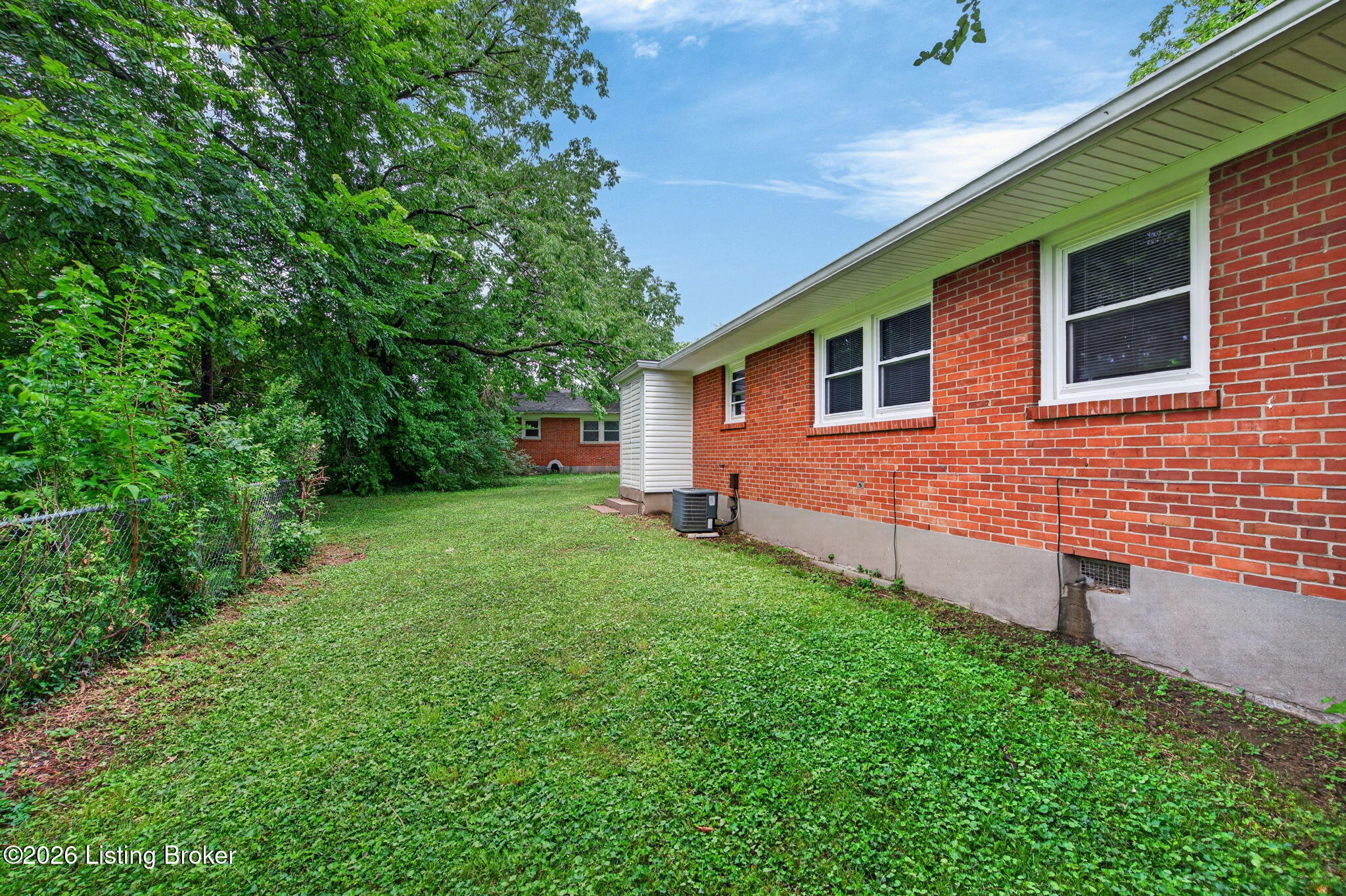3762 Glenmeade Rd