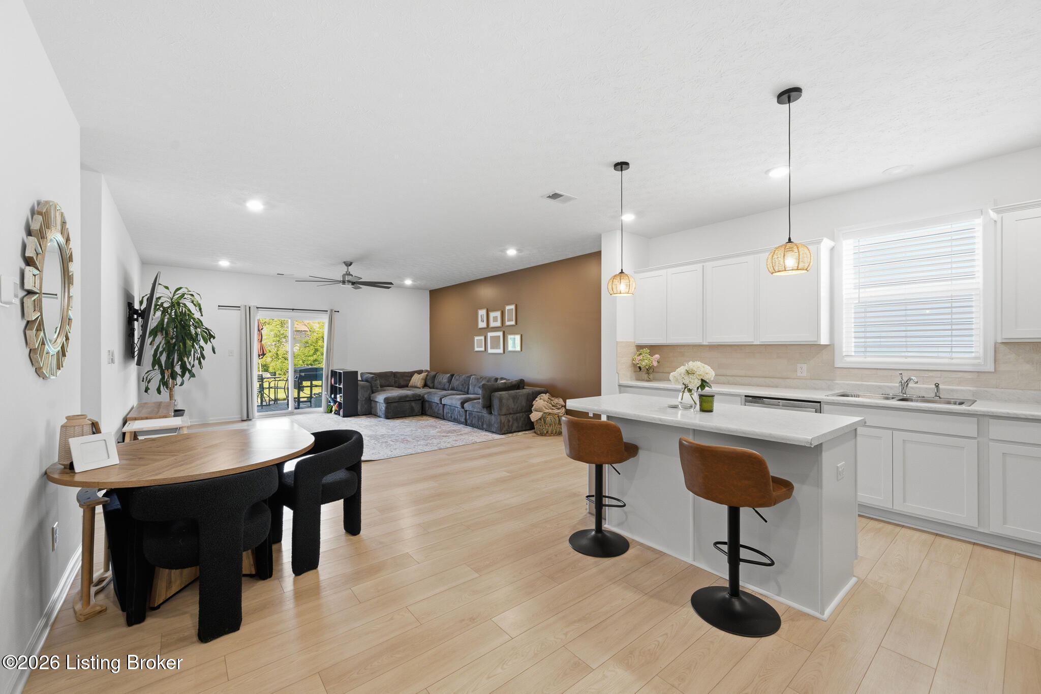 17025 Meander Way