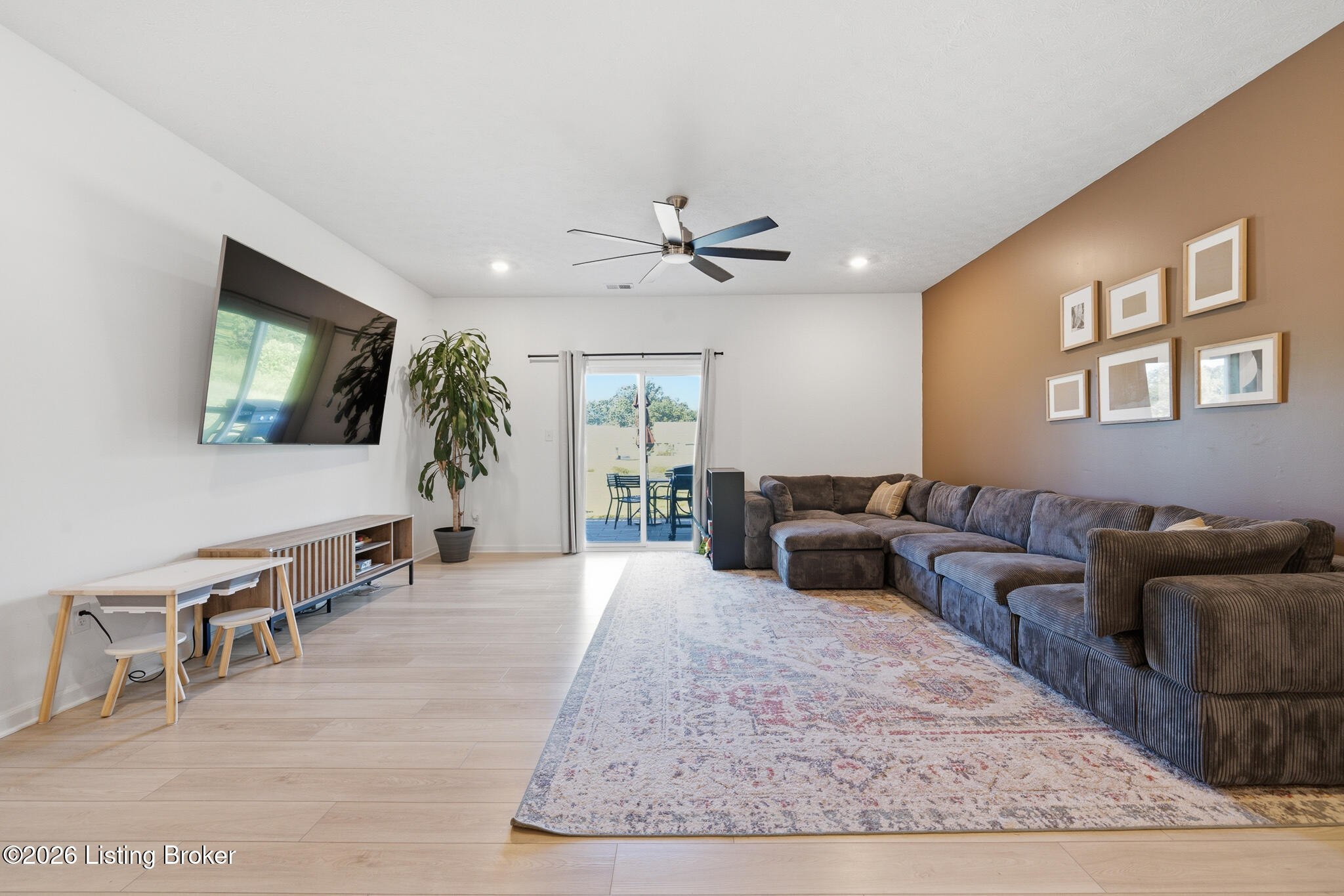 17025 Meander Way